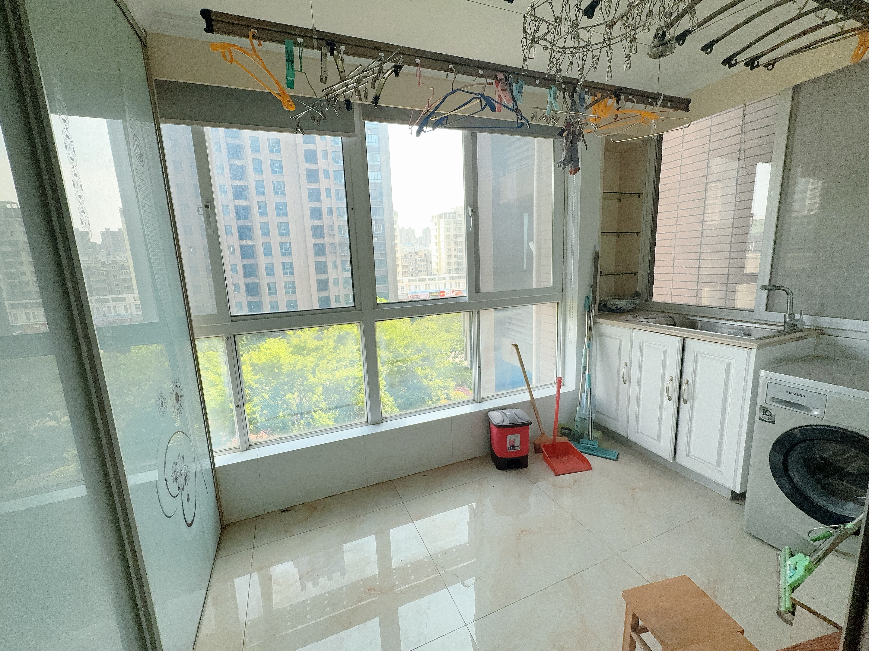 桂花小镇 3室2厅1卫 121.83m&sup2;