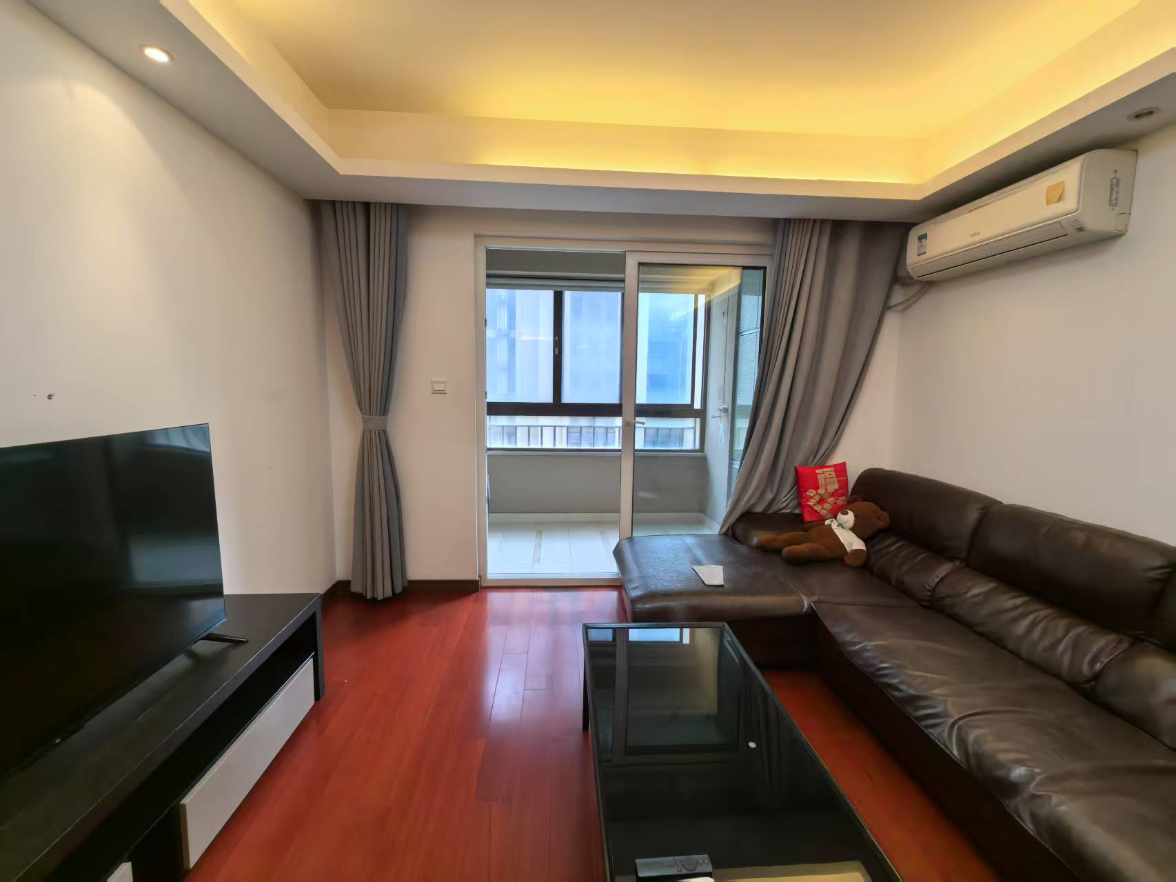 万科金域蓝湾 3室2厅1卫 108m&sup2;