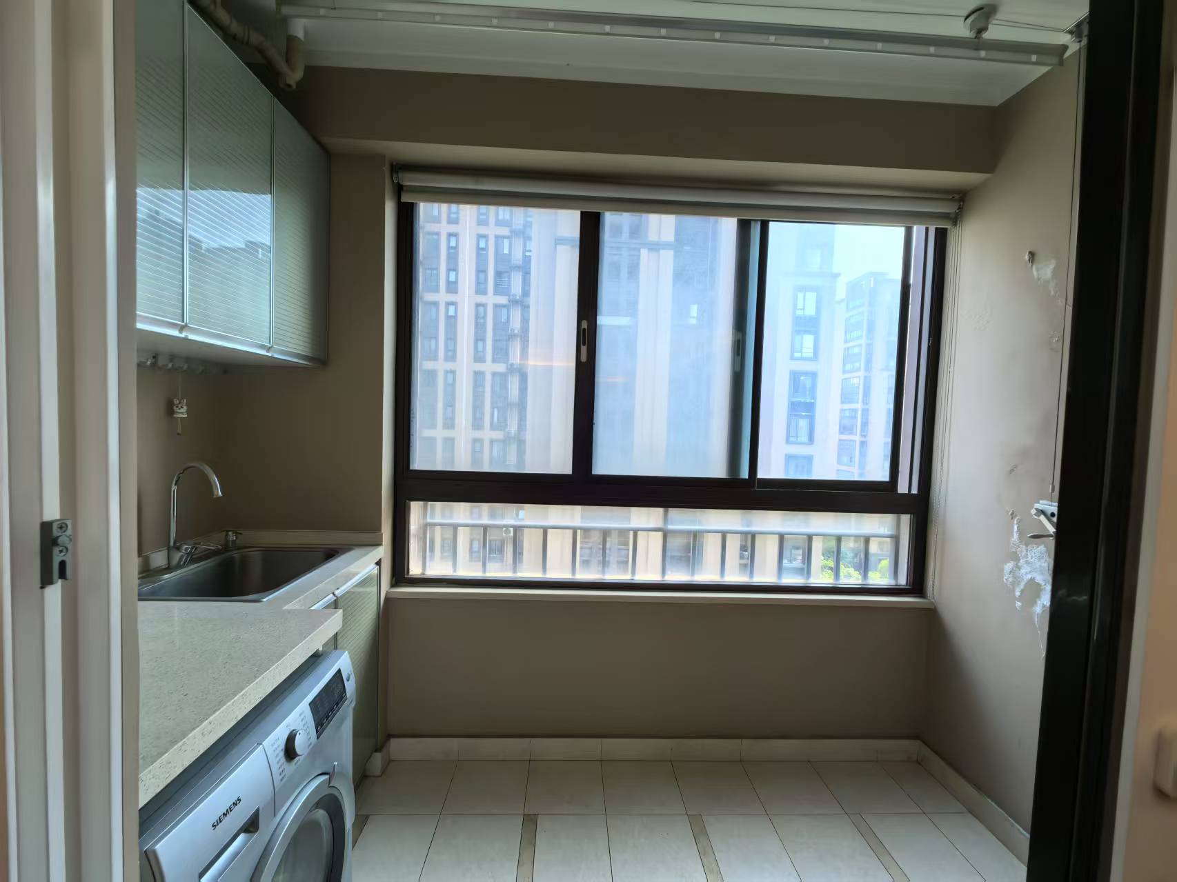 万科金域蓝湾 3室2厅1卫 108m&sup2;