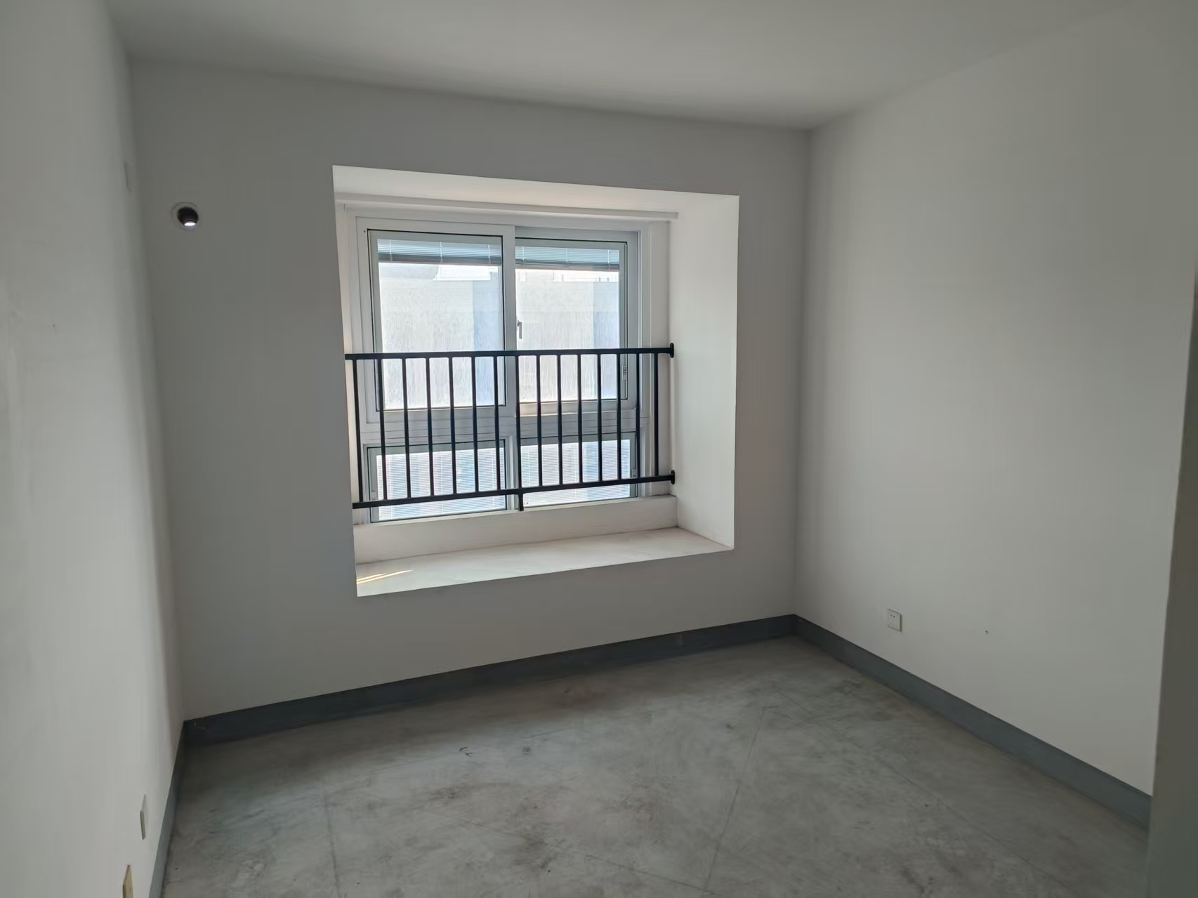 新城香溢紫郡 3室2厅1卫 97m&sup2;