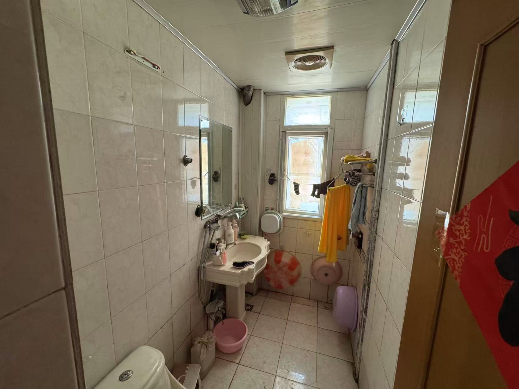 易家桥新村 2室1厅1卫 60m&sup2;