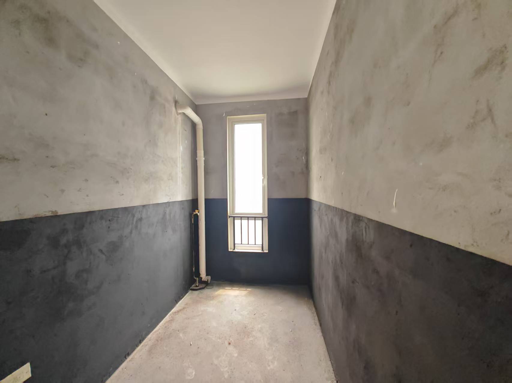顺发御园 4室2厅3卫 310m&sup2;