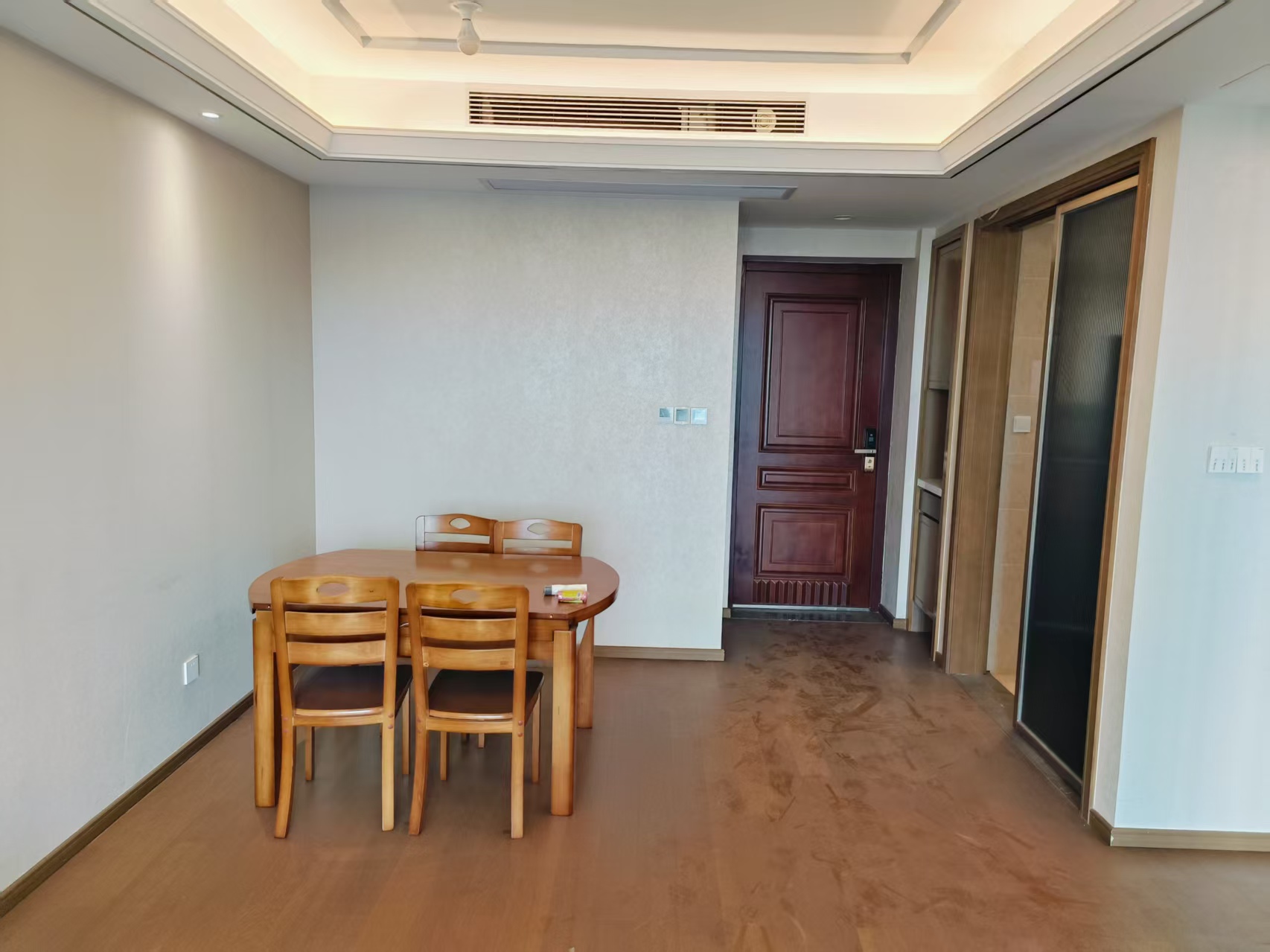 绿城沁园 3室2厅1卫 95m&sup2;