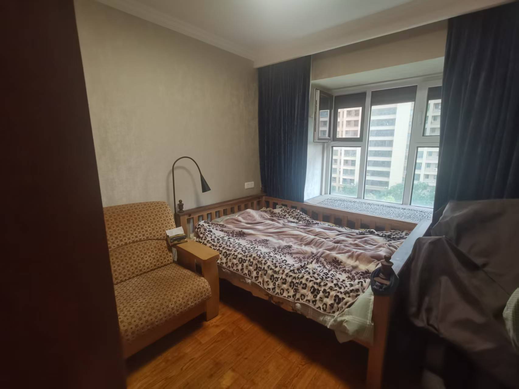 世茂新界 2室2厅1卫 91.00m&sup2;