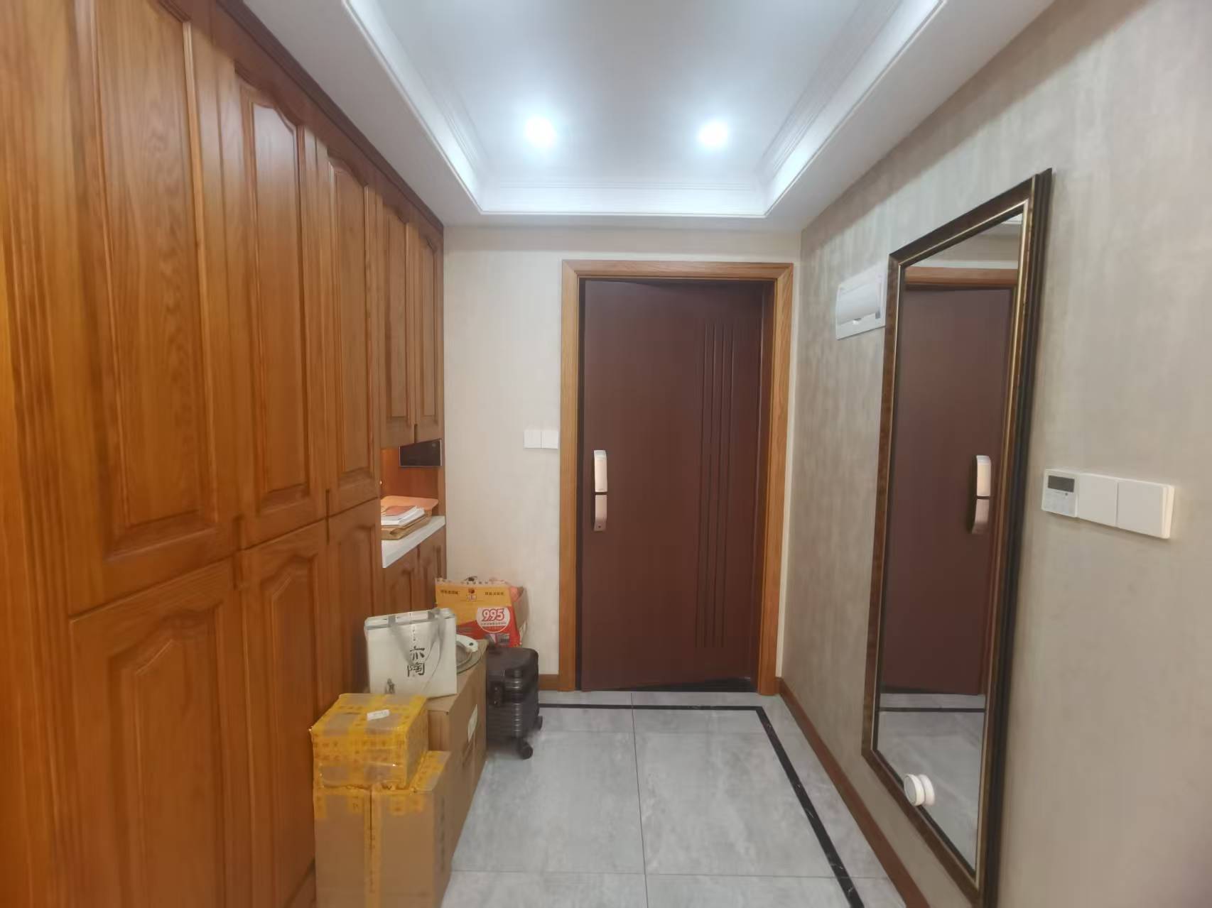 世茂新界 2室2厅1卫 91.00m&sup2;