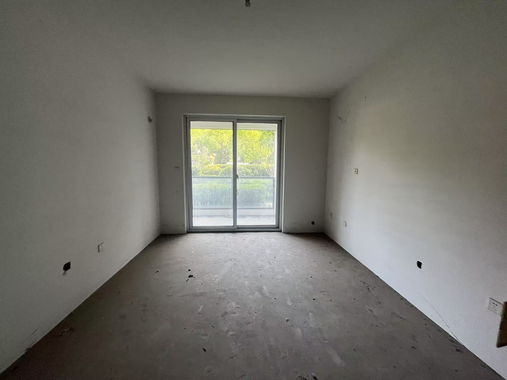 湖滨华庭 3室2厅1卫 116m²
