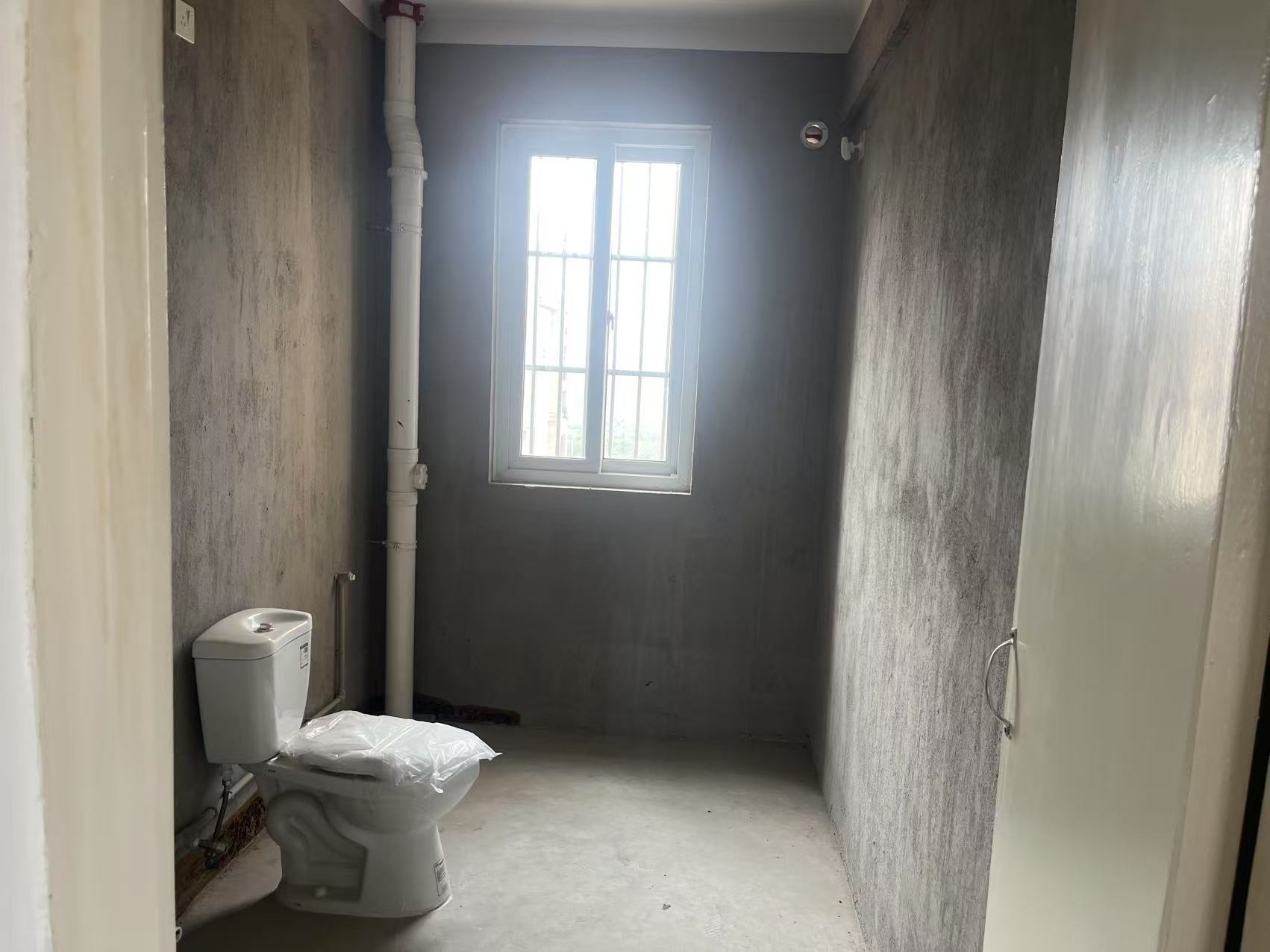 十里花苑 4室2厅2卫 153m&sup2;