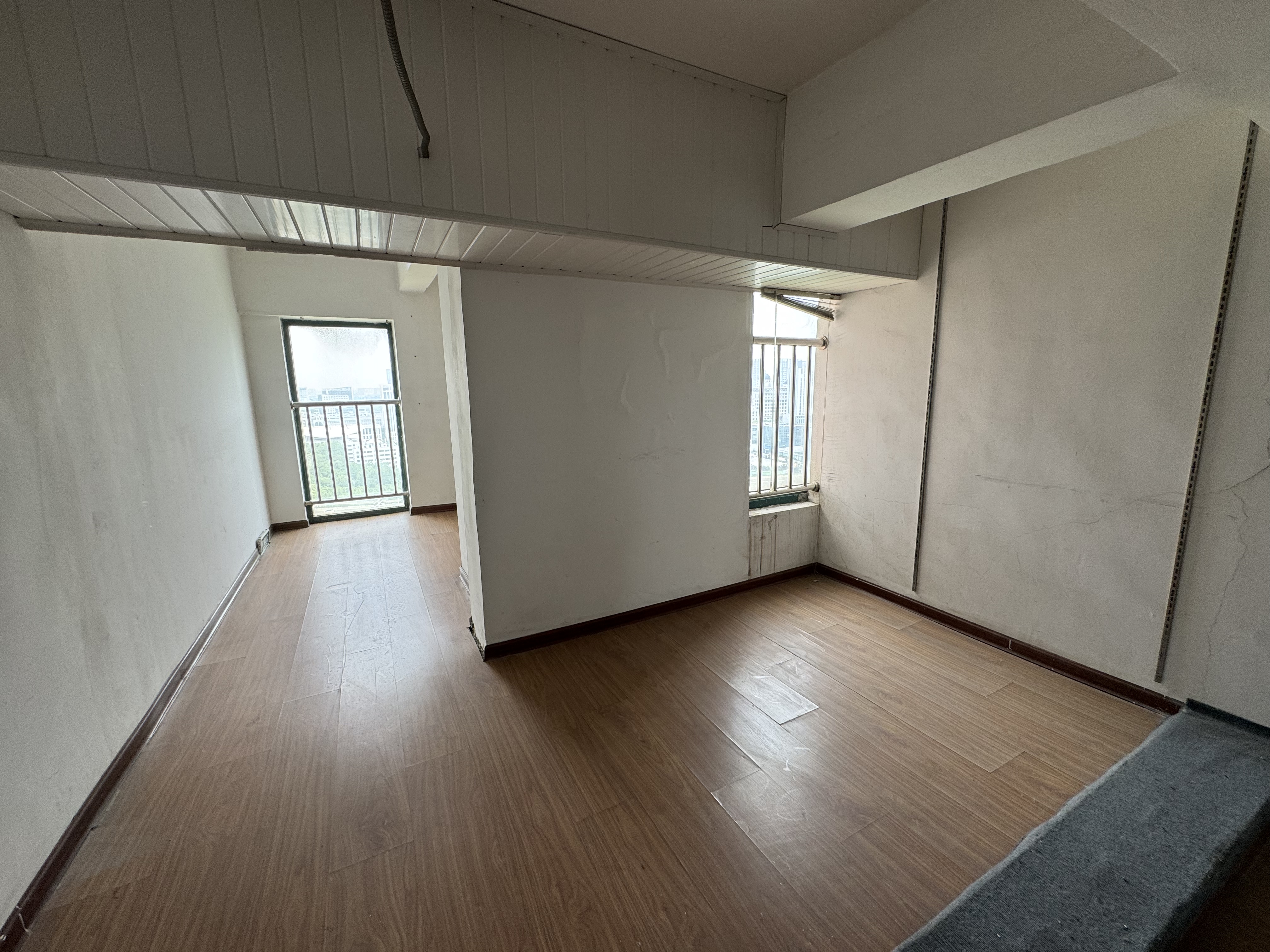 奥特莱斯 2室1厅1卫 52m&sup2;