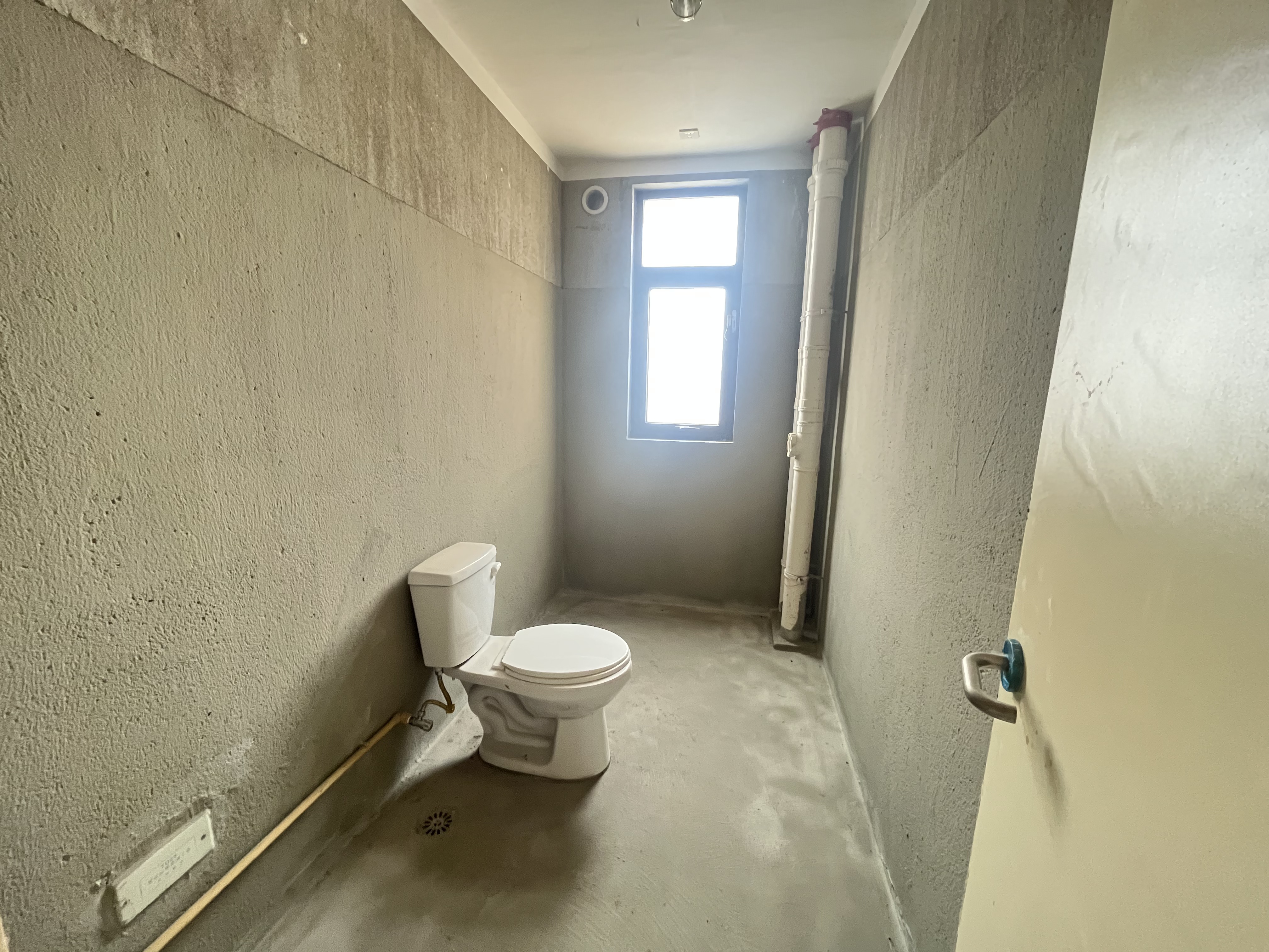 华强城 3室2厅2卫 128m&sup2;