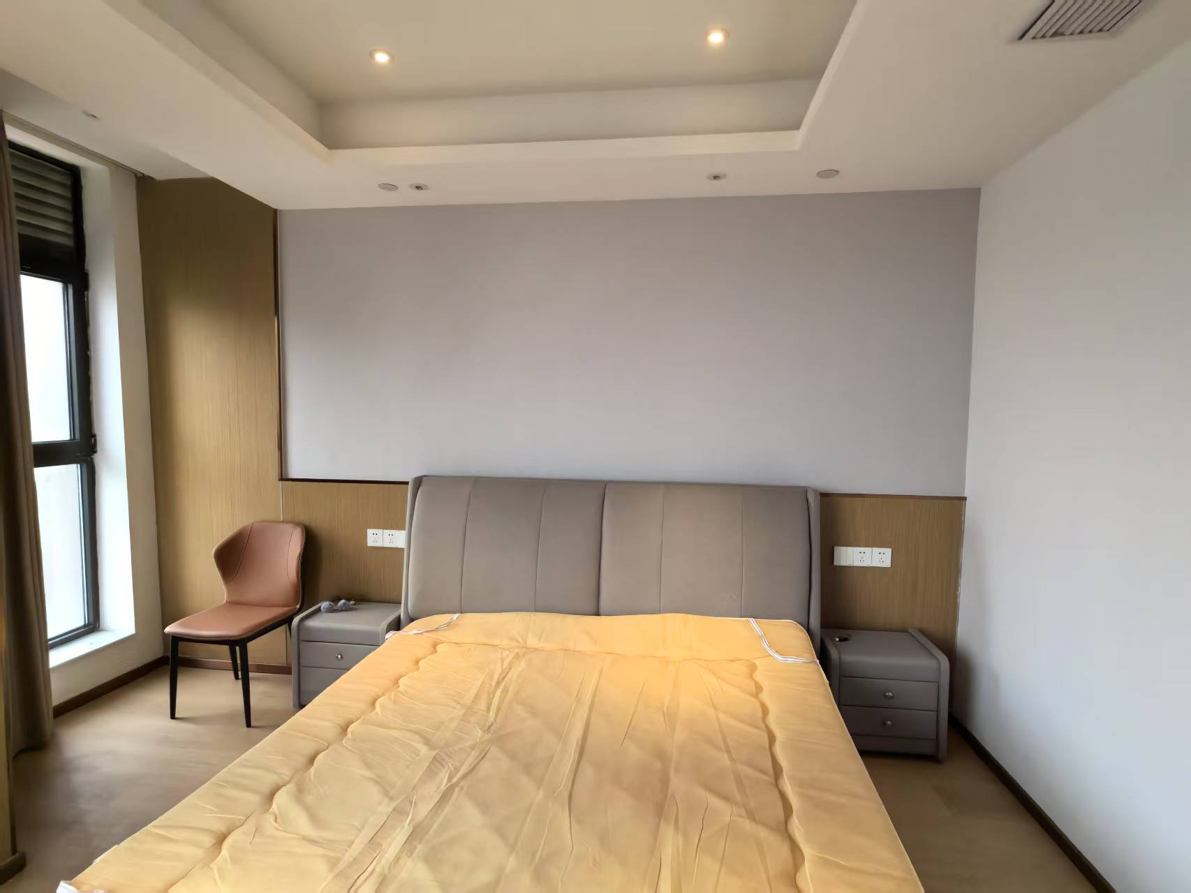 北翼玖玖广场 4室2厅2卫 142.00m&sup2;
