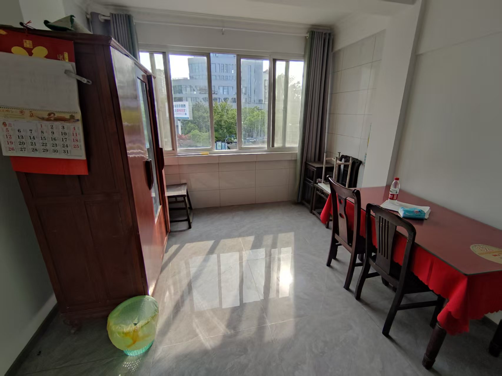 人民中路89号 1室2厅1卫 61.76m&sup2;