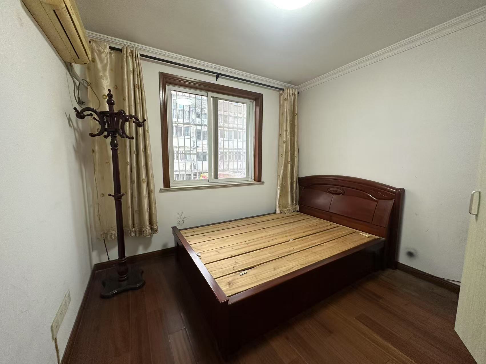城港花苑西区 3室2厅1卫 104m&sup2;