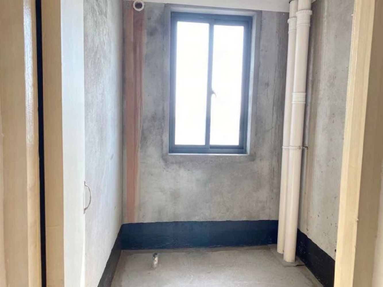 江景国际家园北区 3室2厅2卫 143m&sup2;