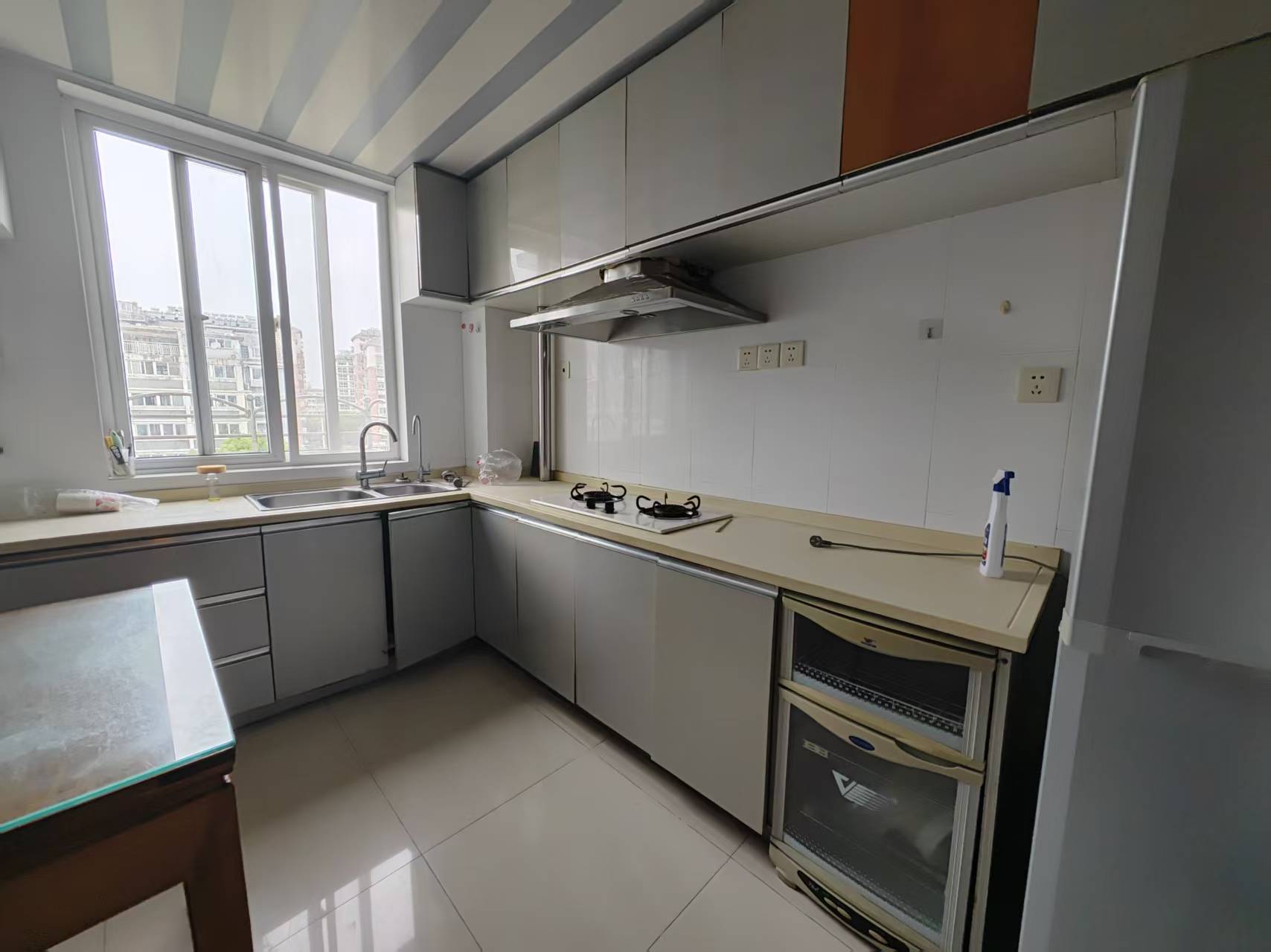 盛和永兴花苑 3室2厅1卫 127m&sup2;