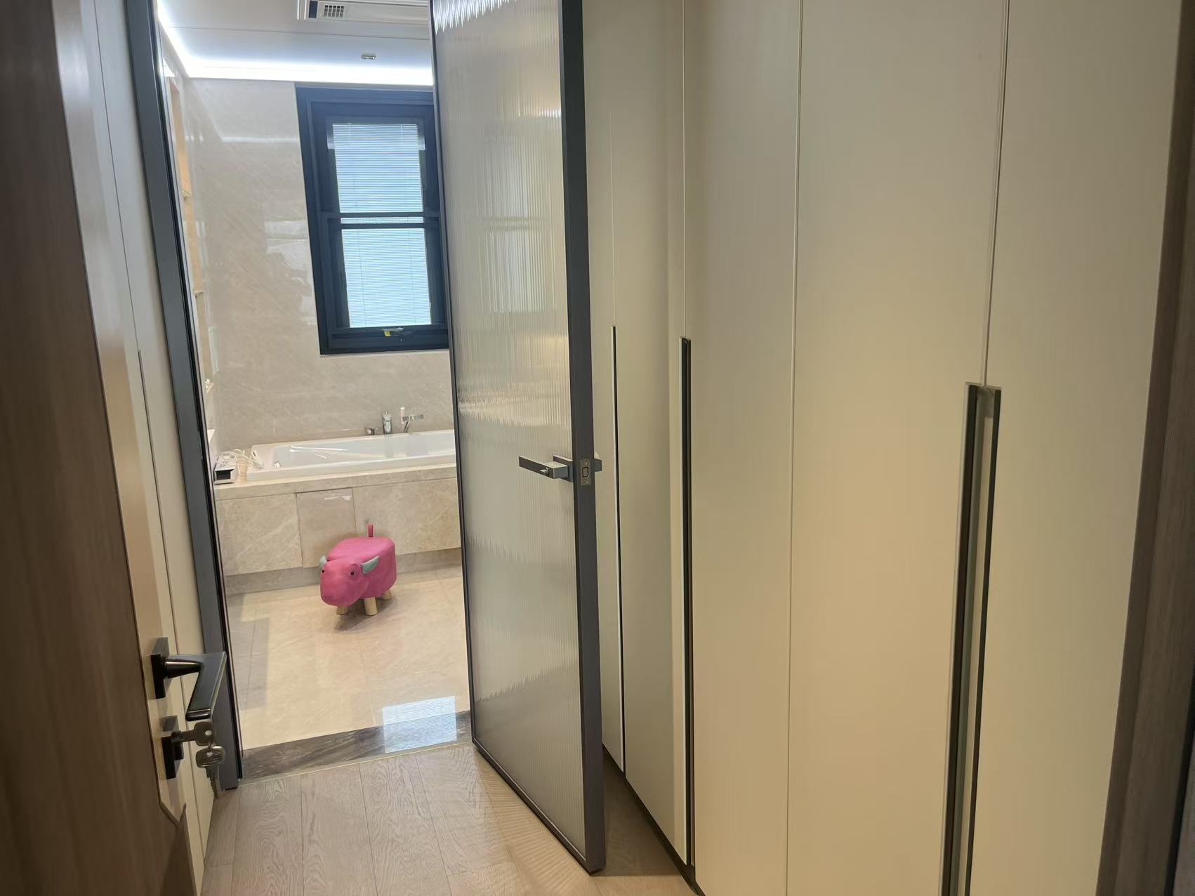 春江阅 4室2厅2卫 185.98m&sup2;