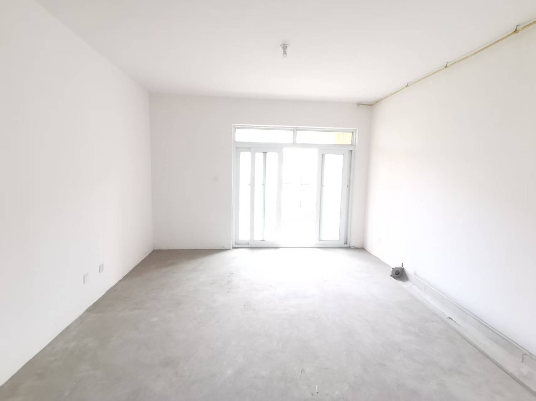 军山花园 3室2厅1卫 113.00m&sup2;