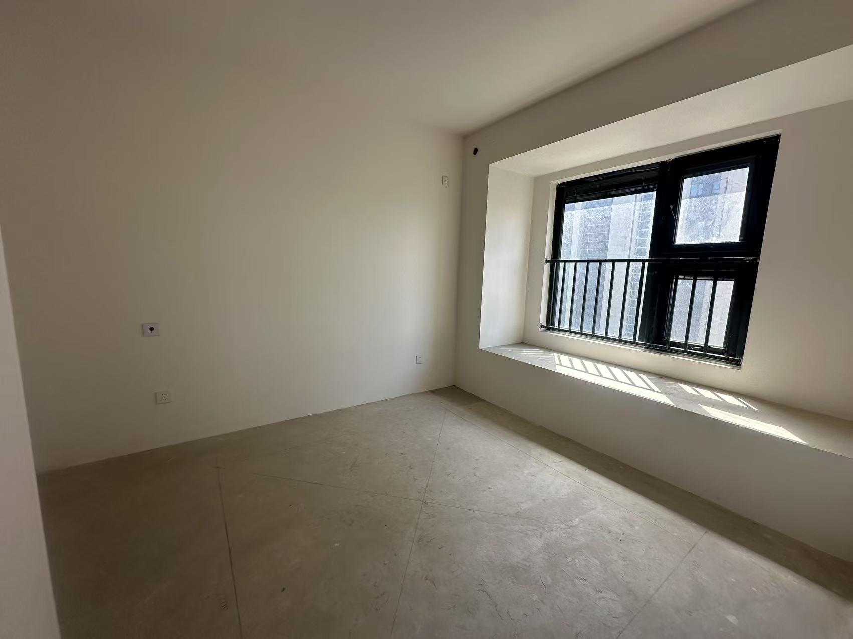 东时区 3室2厅1卫 82.85m&sup2;