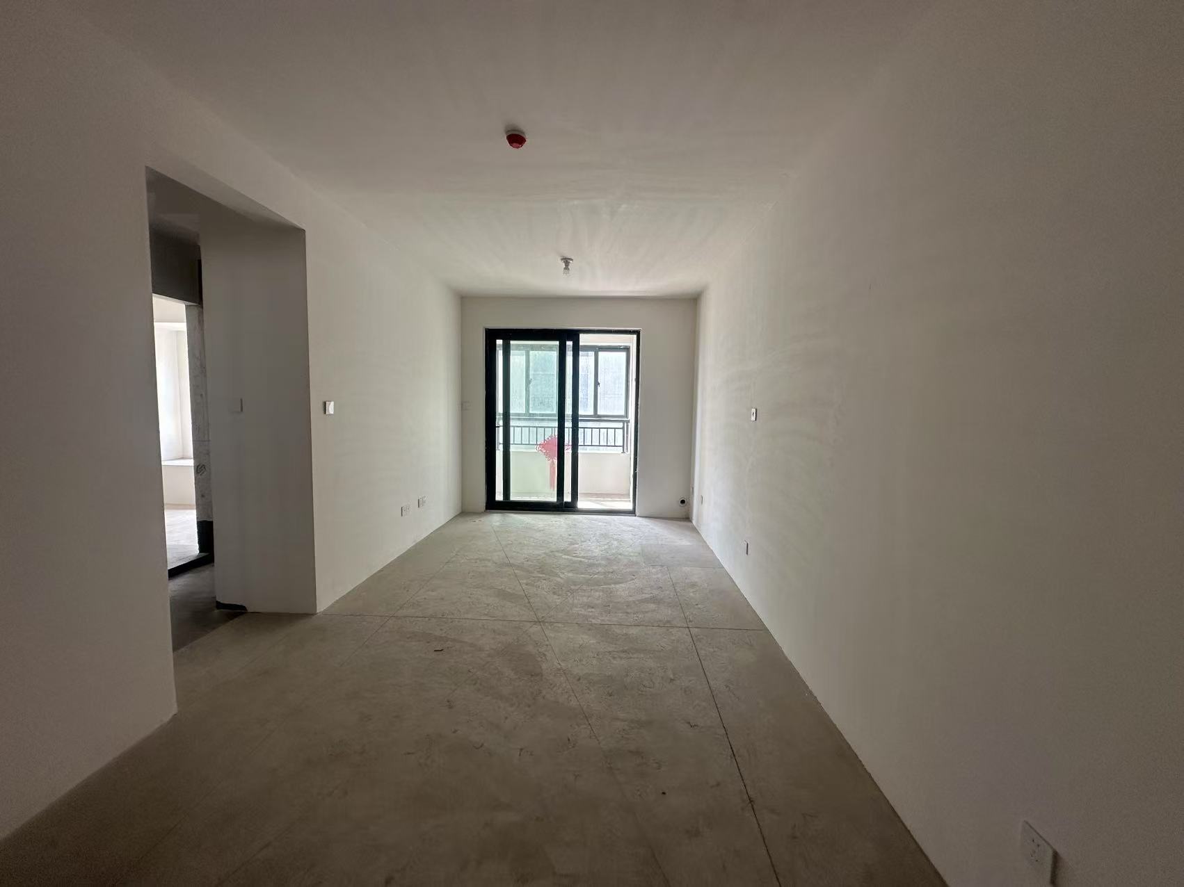 东时区 3室2厅1卫 82.85m&sup2;