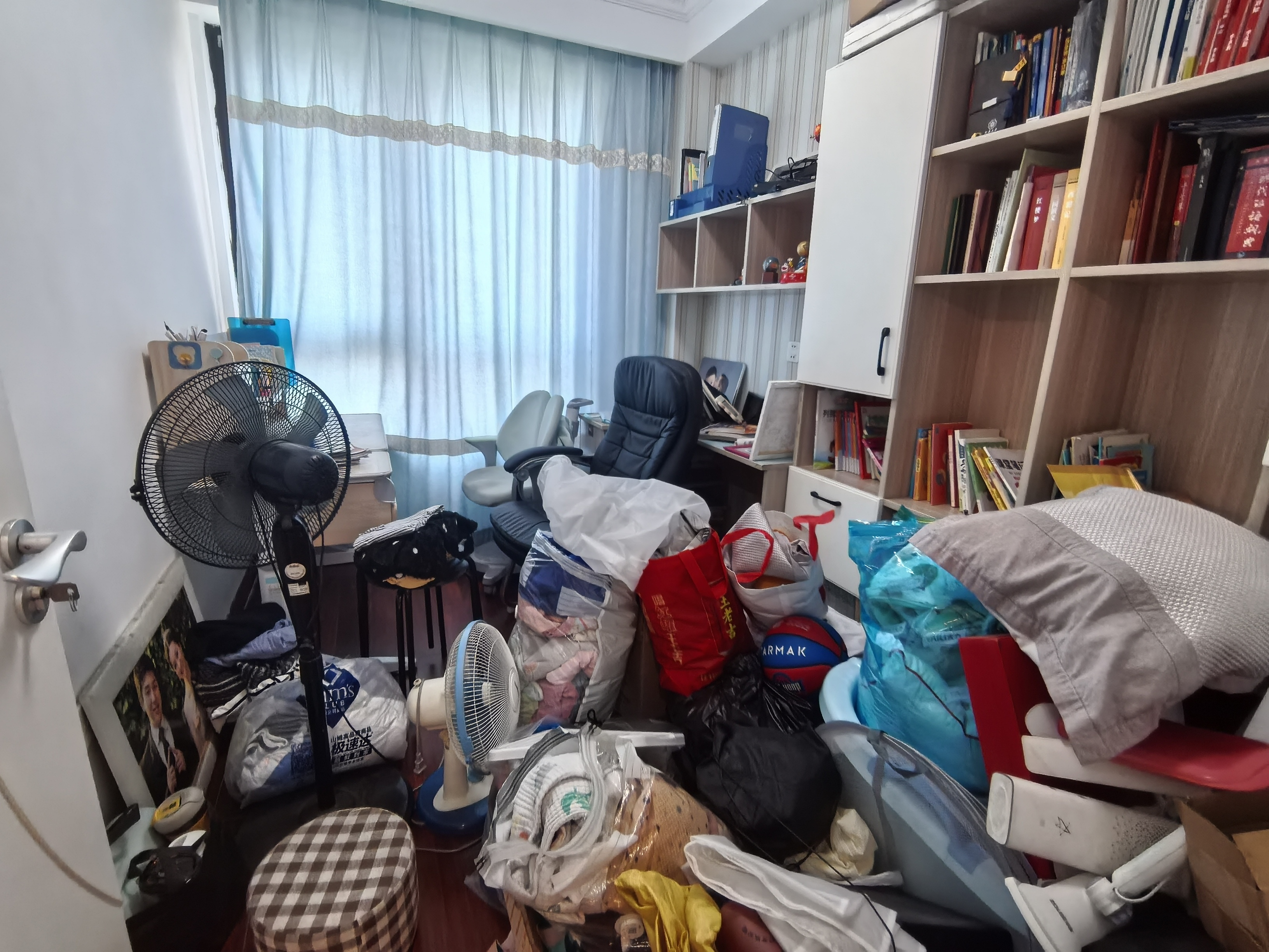 保利香槟国际 4室2厅2卫 137m&sup2;