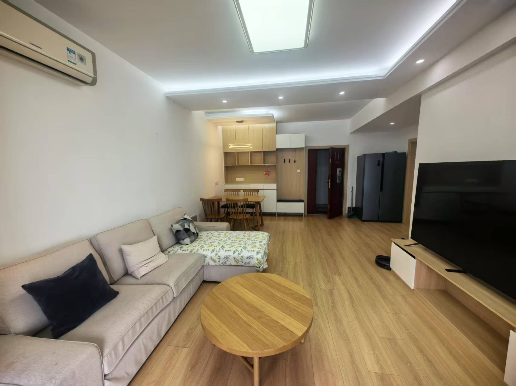 中南世纪城北区 1室1厅1卫 73m&sup2;