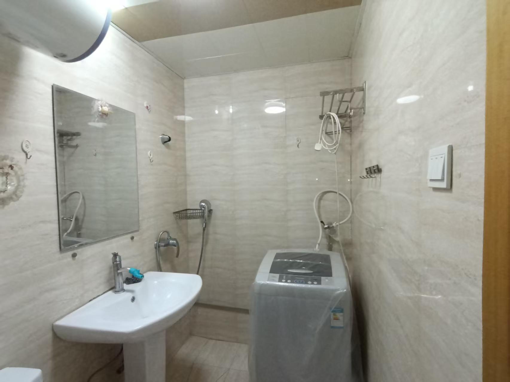瑞安名邸 1室1厅1卫 40m&sup2;
