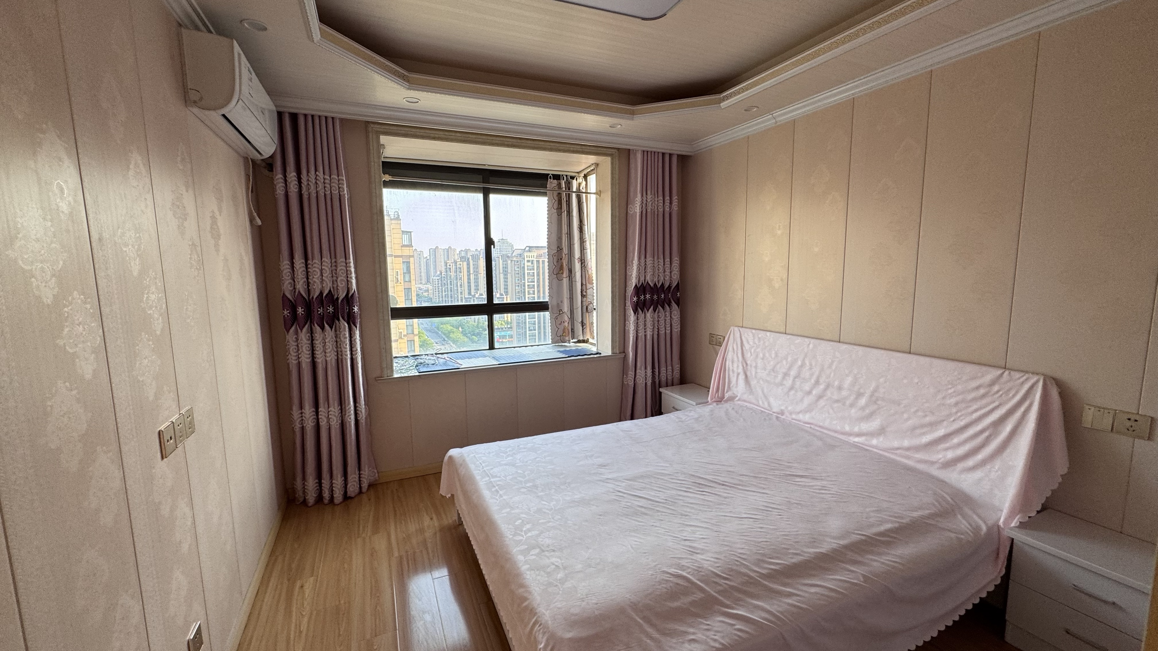 御景澜庭 3室2厅1卫 106m&sup2;