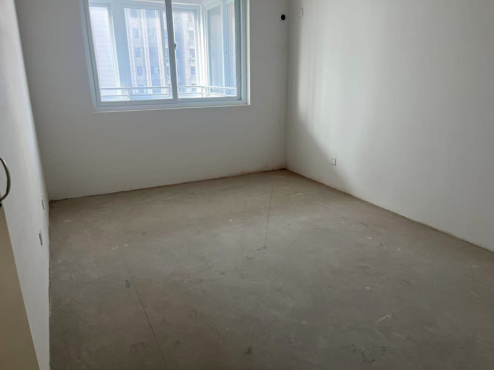 十里花苑 3室2厅2卫 150m&sup2;