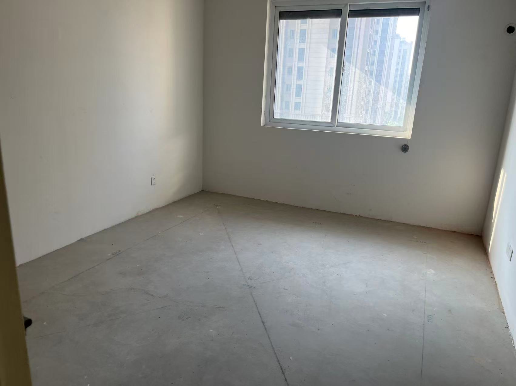 十里花苑 3室2厅2卫 150m&sup2;