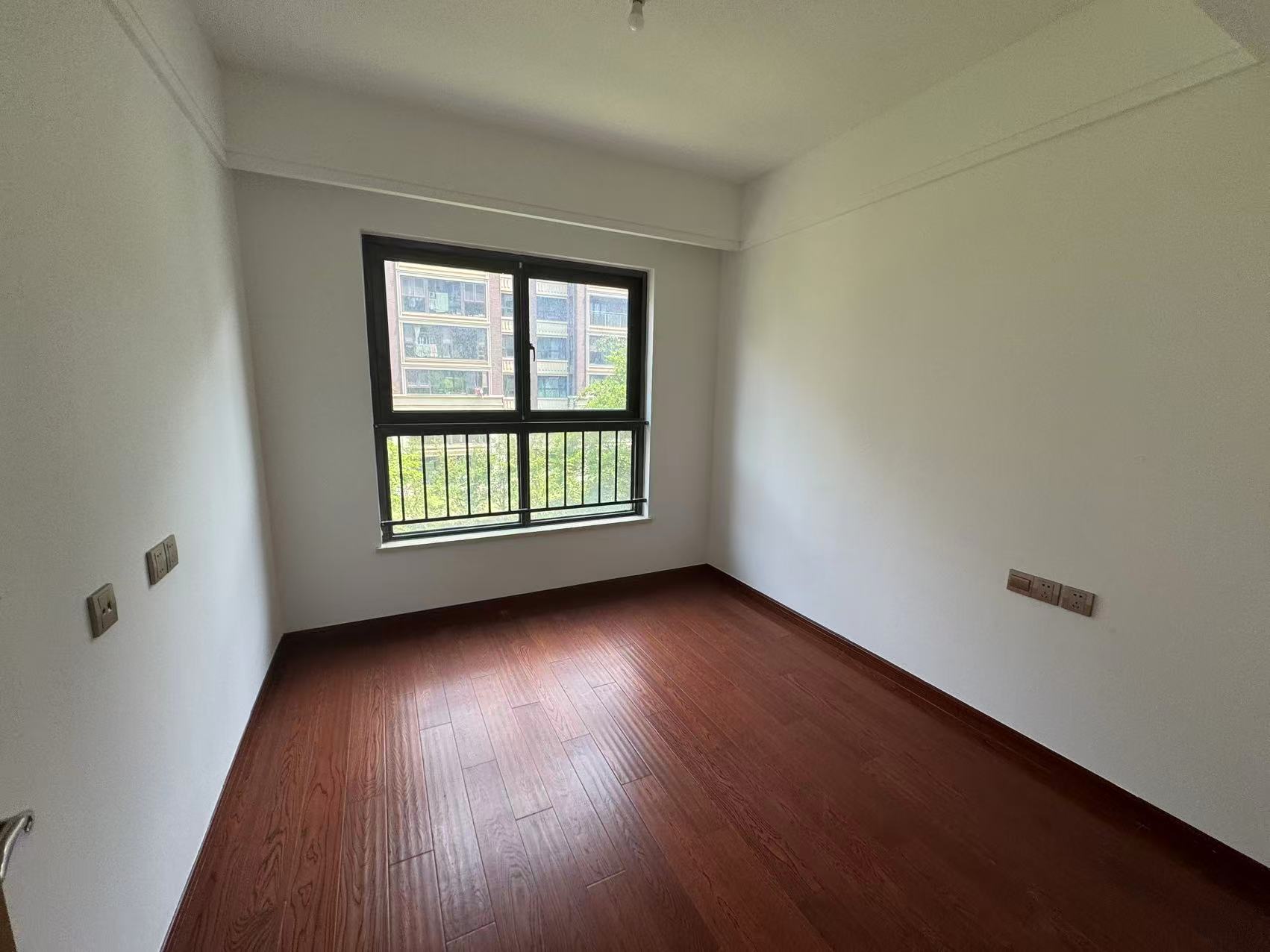 林肯公园 4室2厅2卫 123.37m&sup2;