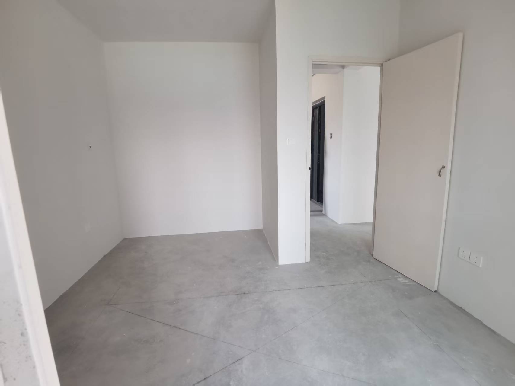 衡通嘉苑 2室1厅1卫 76.00m&sup2;