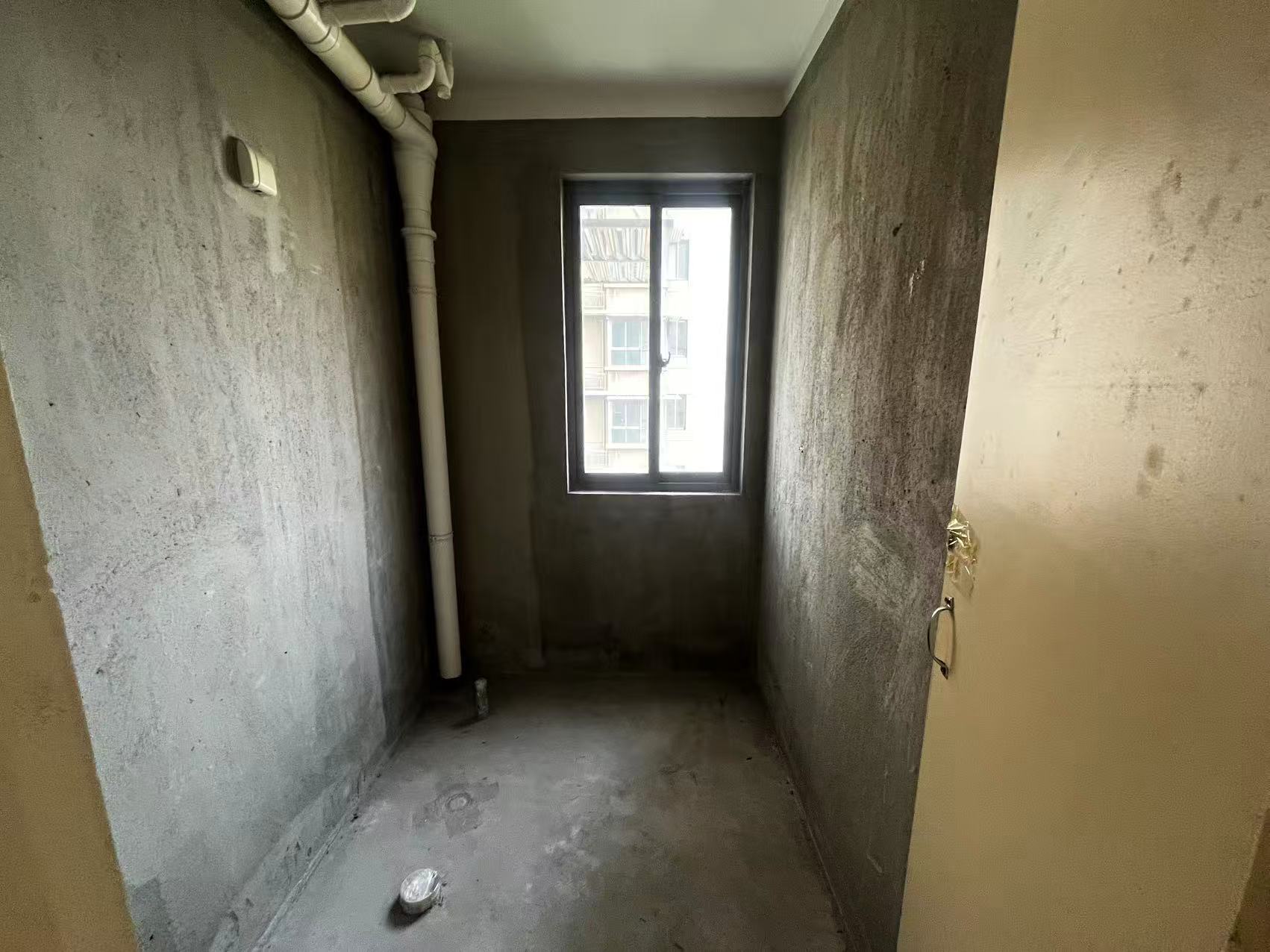 江景国际家园 3室2厅2卫 131.7m&sup2;