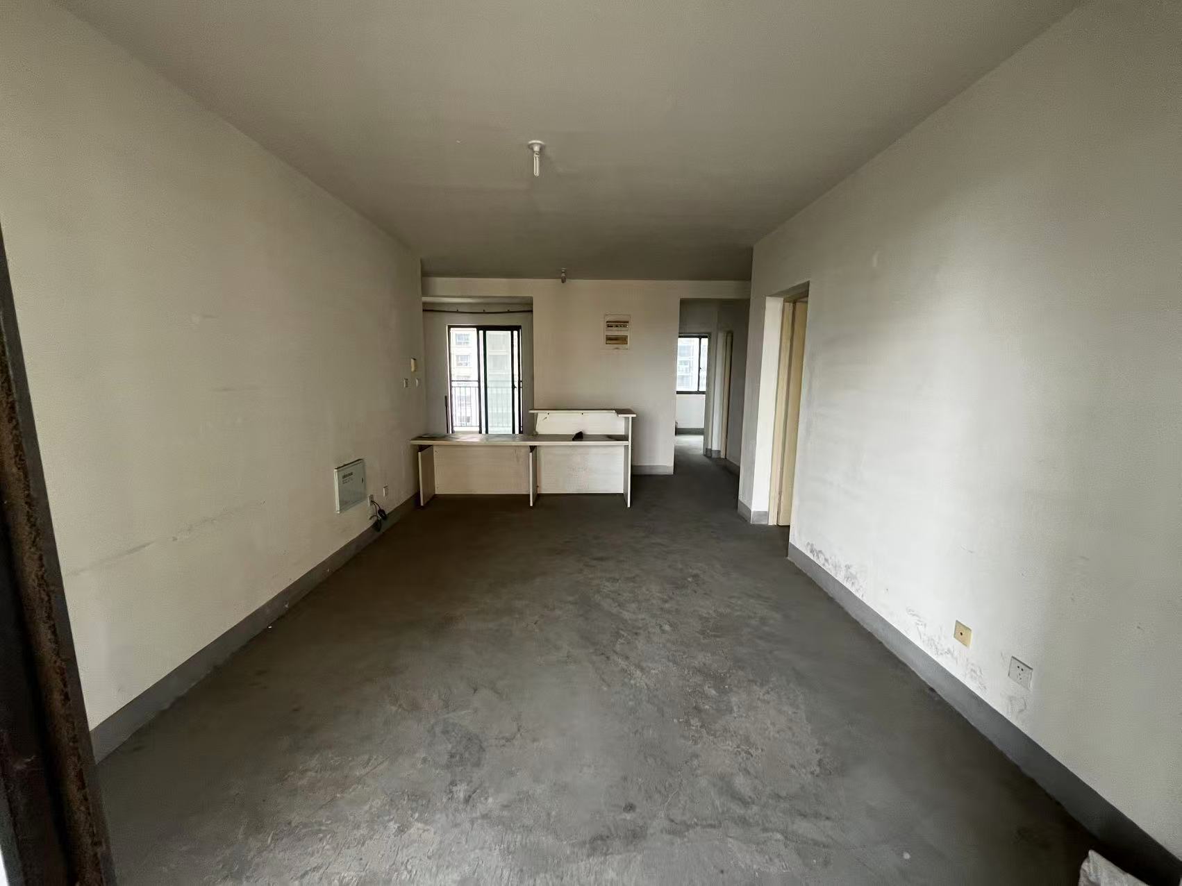 江景国际家园 3室2厅2卫 131.7m&sup2;