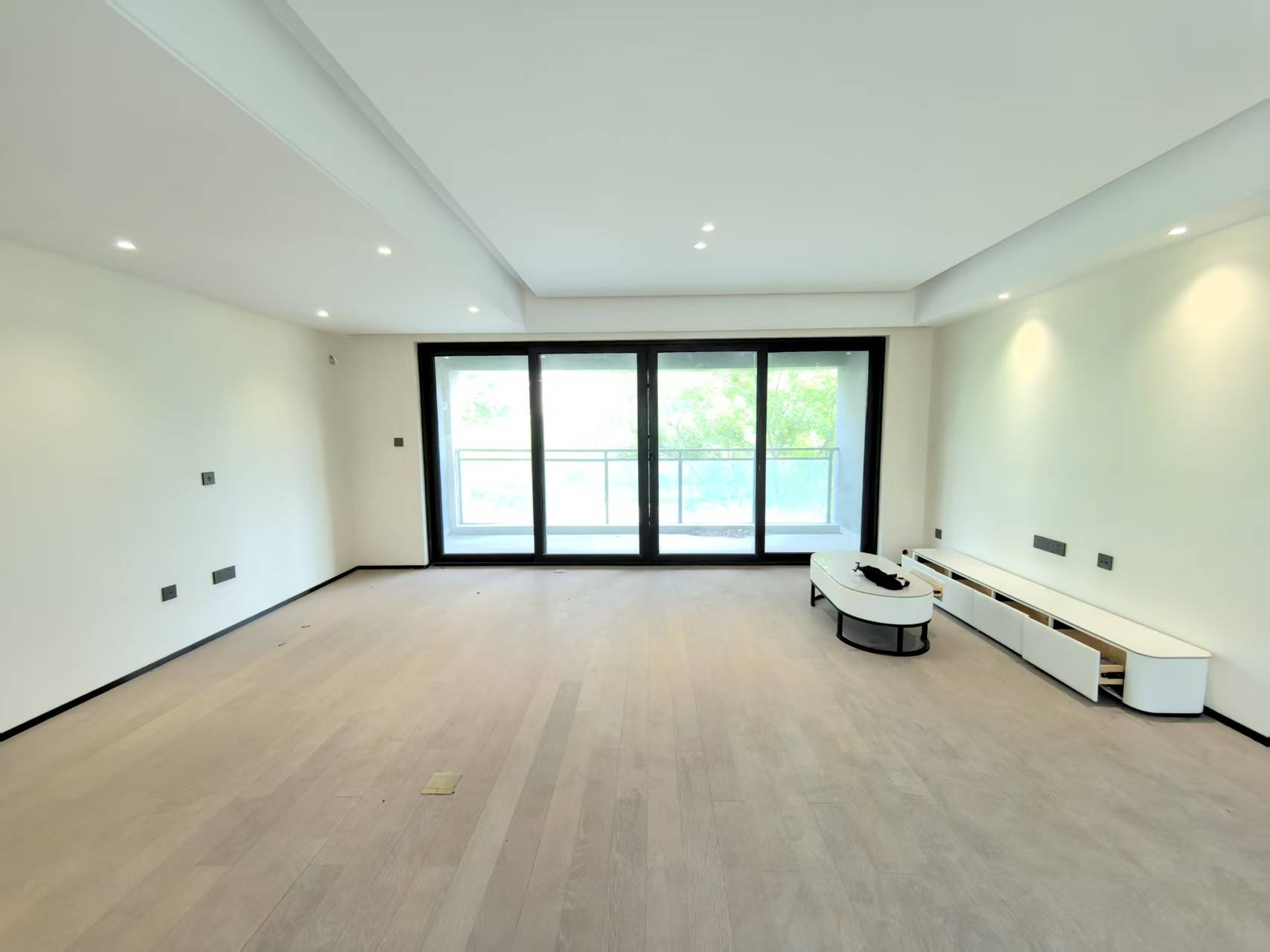 万科翡翠东第 4室2厅2卫 151.72m²