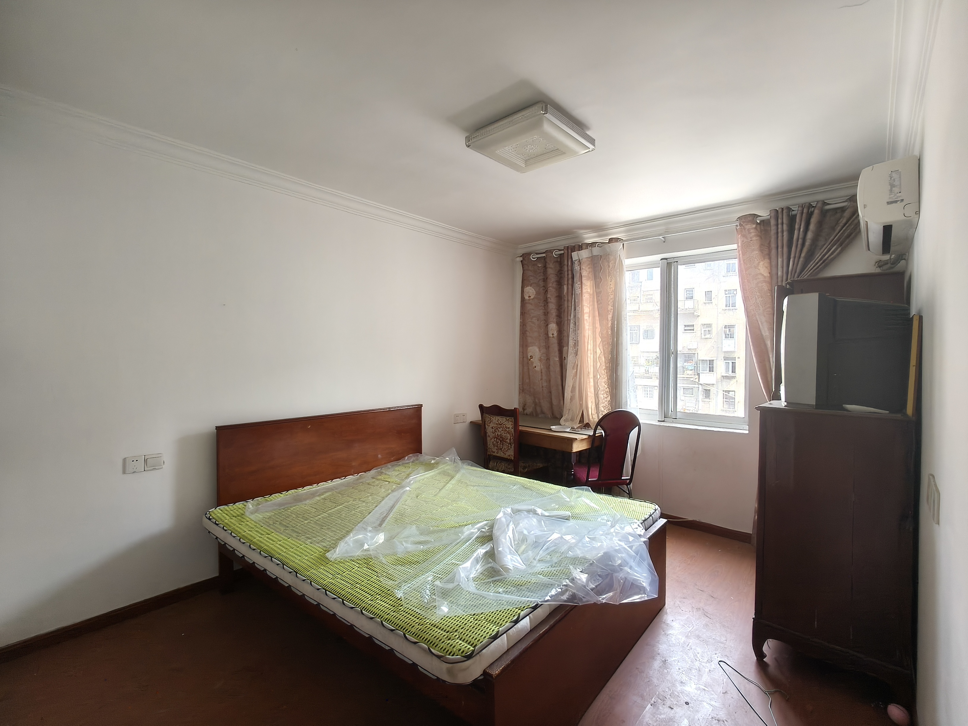 万象新路 2室1厅1卫 65m&sup2;