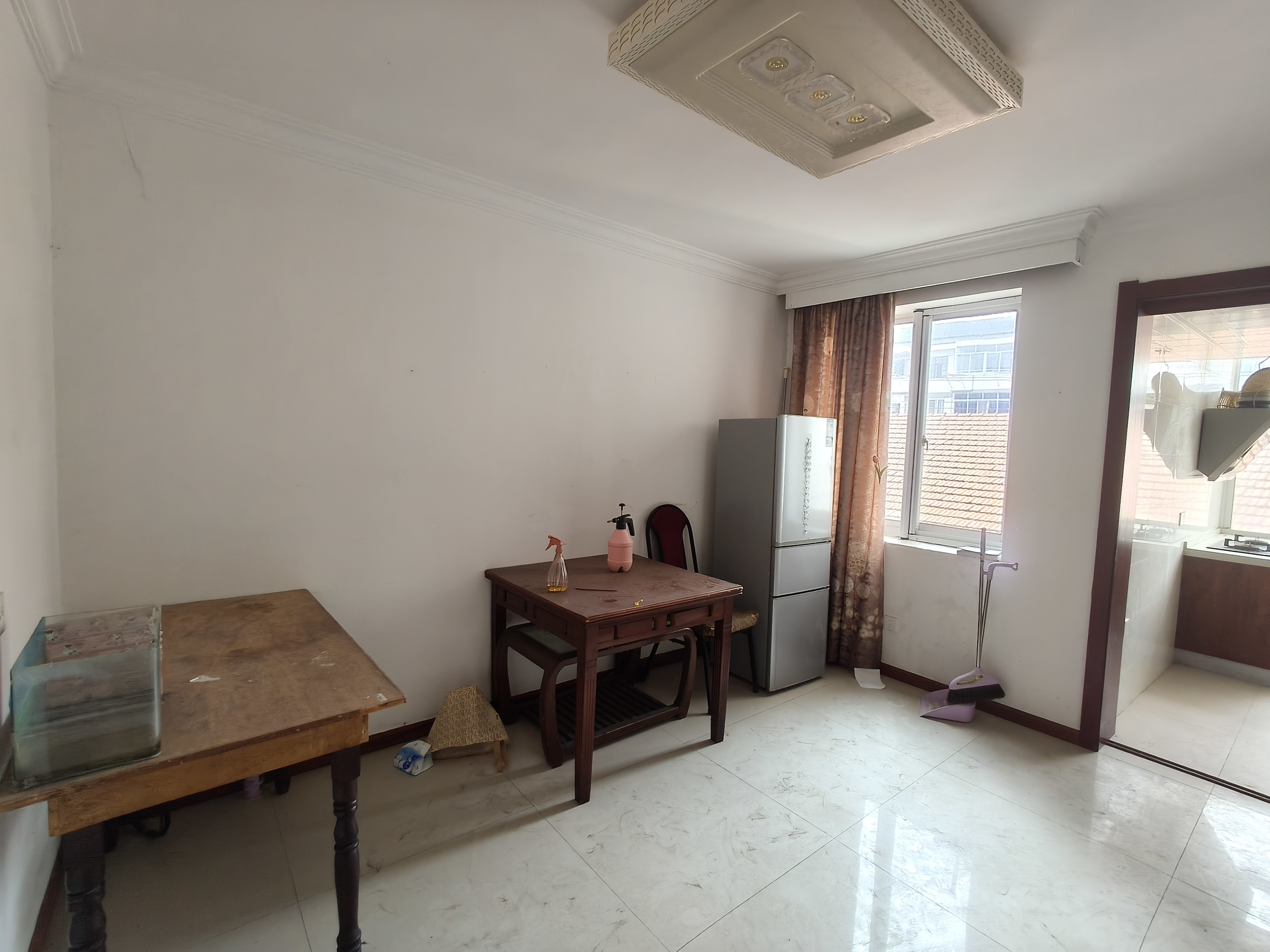 万象新路 2室1厅1卫 65m&sup2;