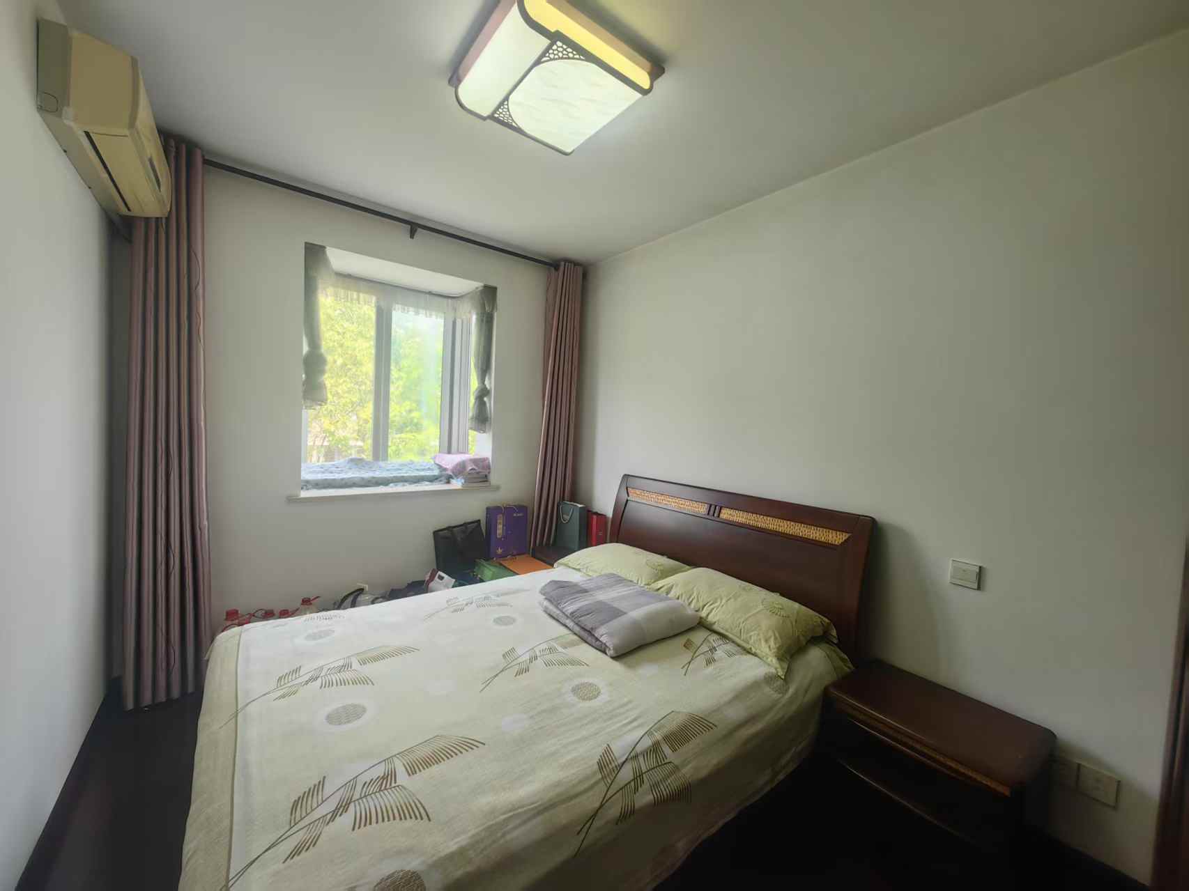 东晖花园 3室2厅2卫 135m&sup2;