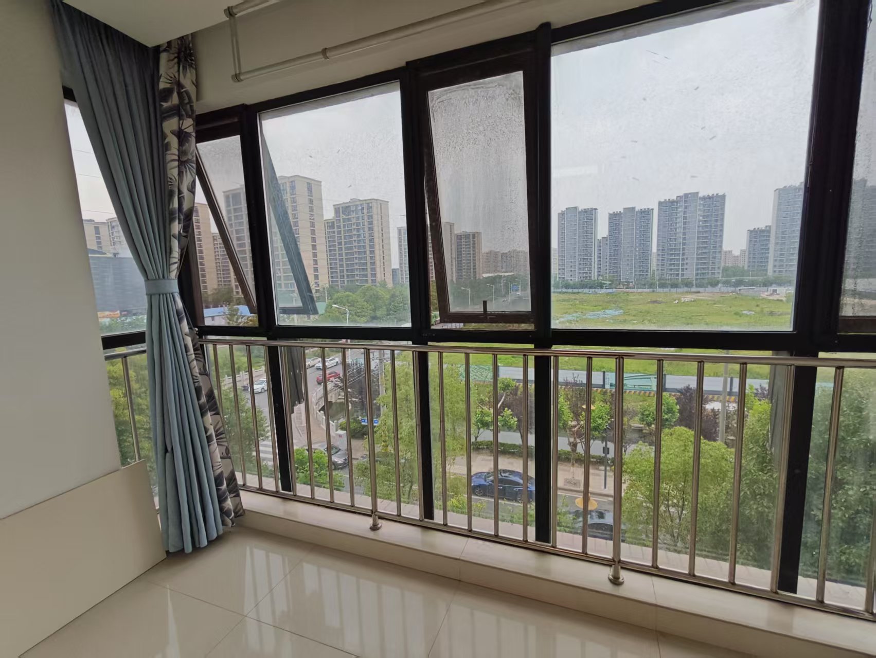 中港城 3室2厅1卫 89.15m&sup2;