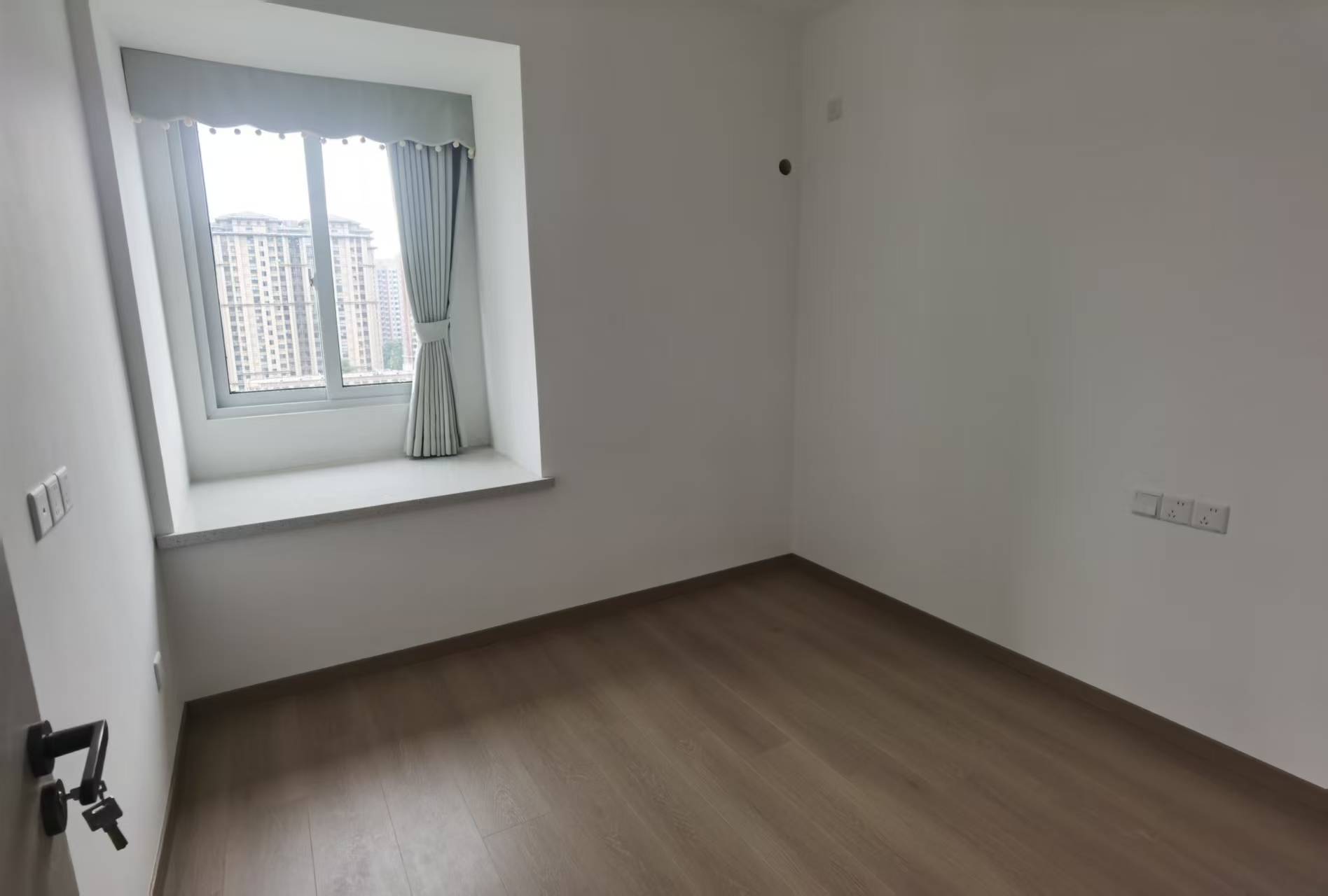 景瑞御府 3室1厅1卫 93m&sup2;