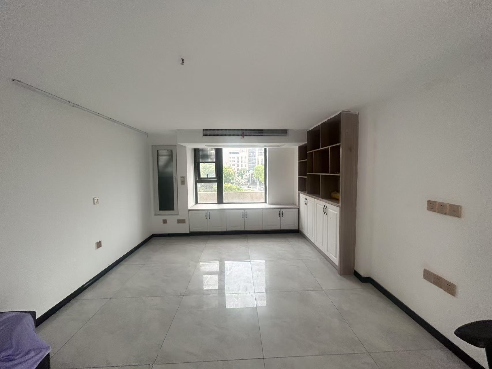 华润万象公馆 2室2厅1卫 73m&sup2;
