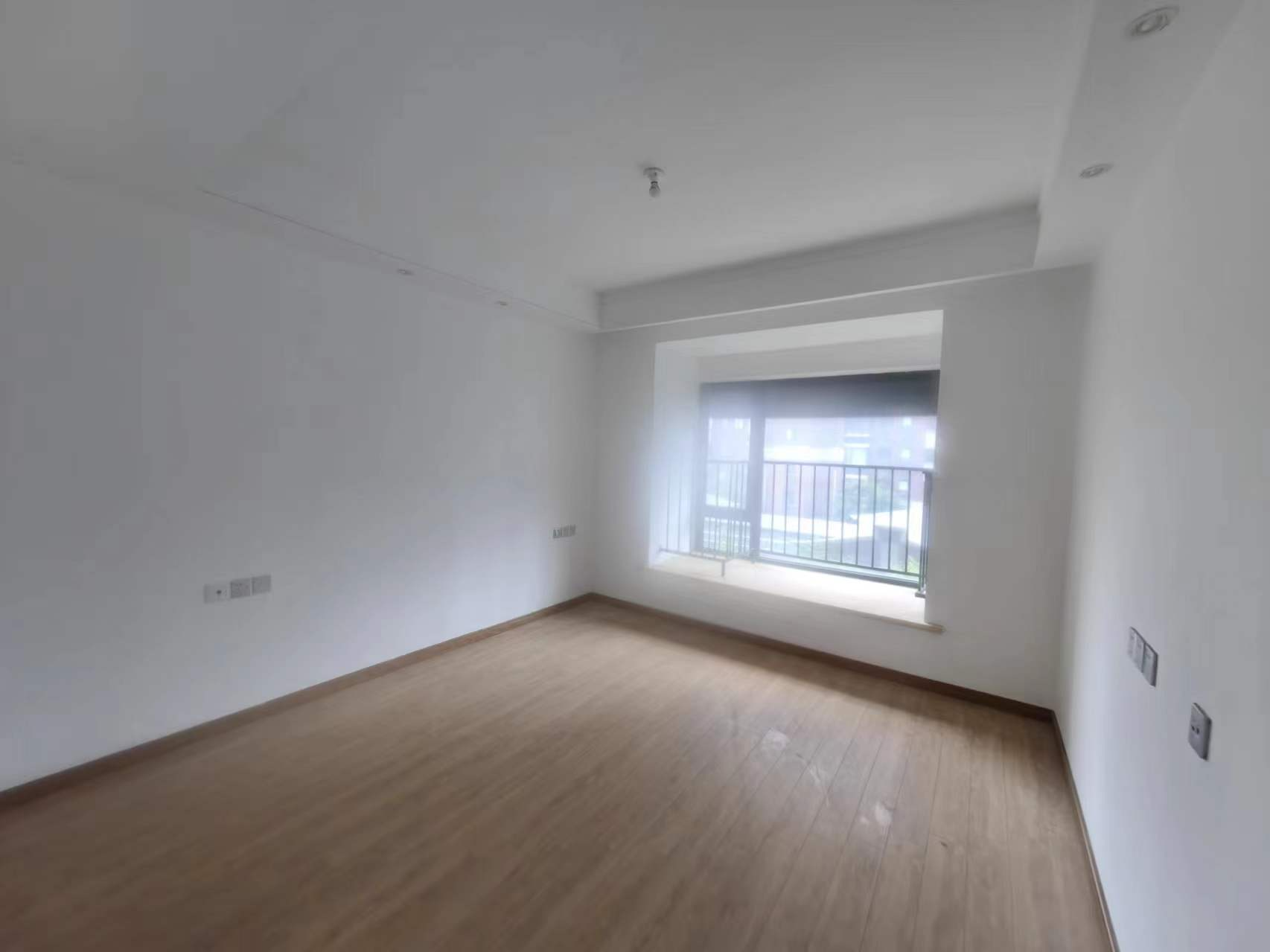 佳期漫 4室1厅2卫 124.82m&sup2;