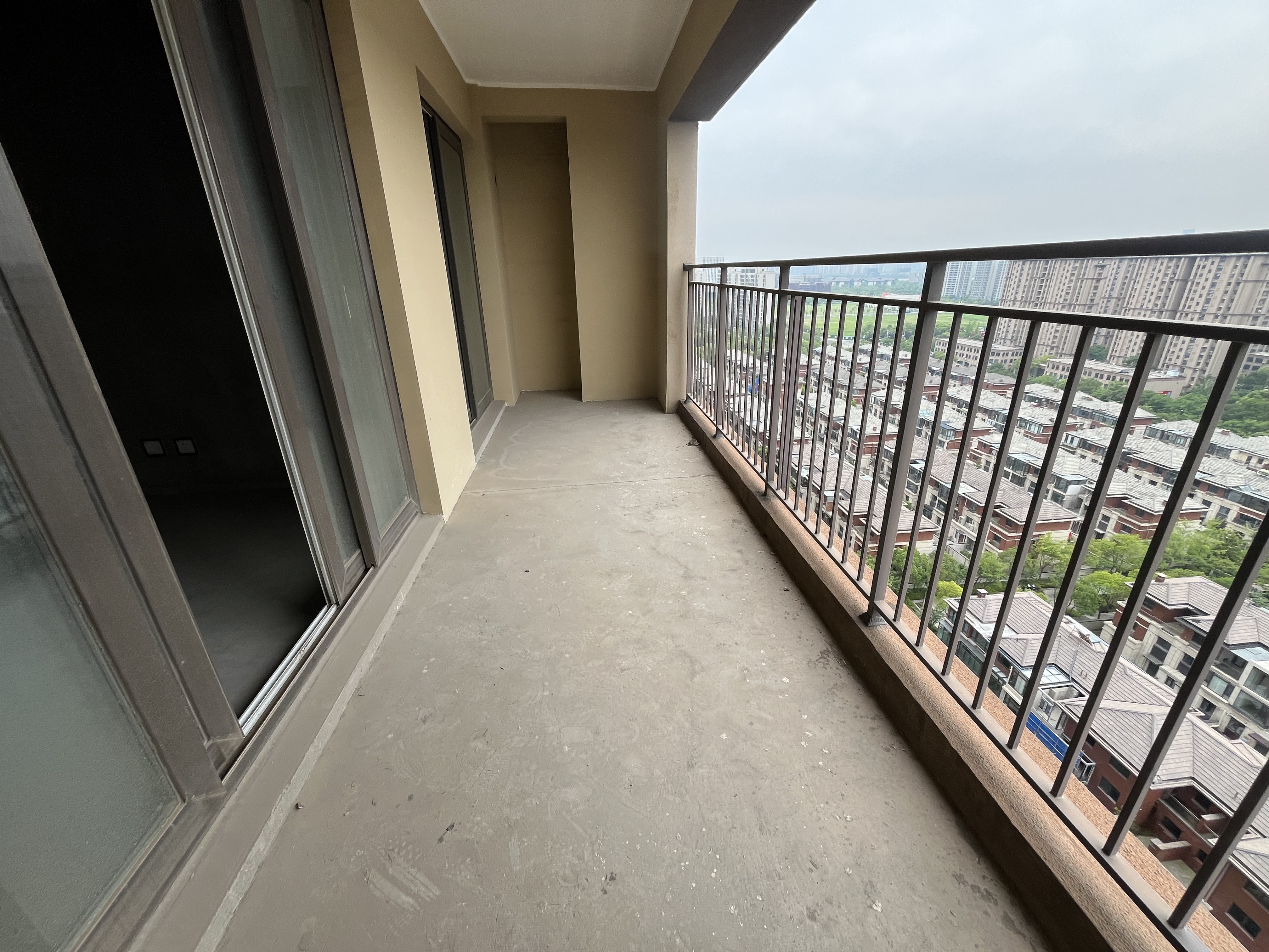 景瑞御府 4室2厅2卫 148m&sup2;