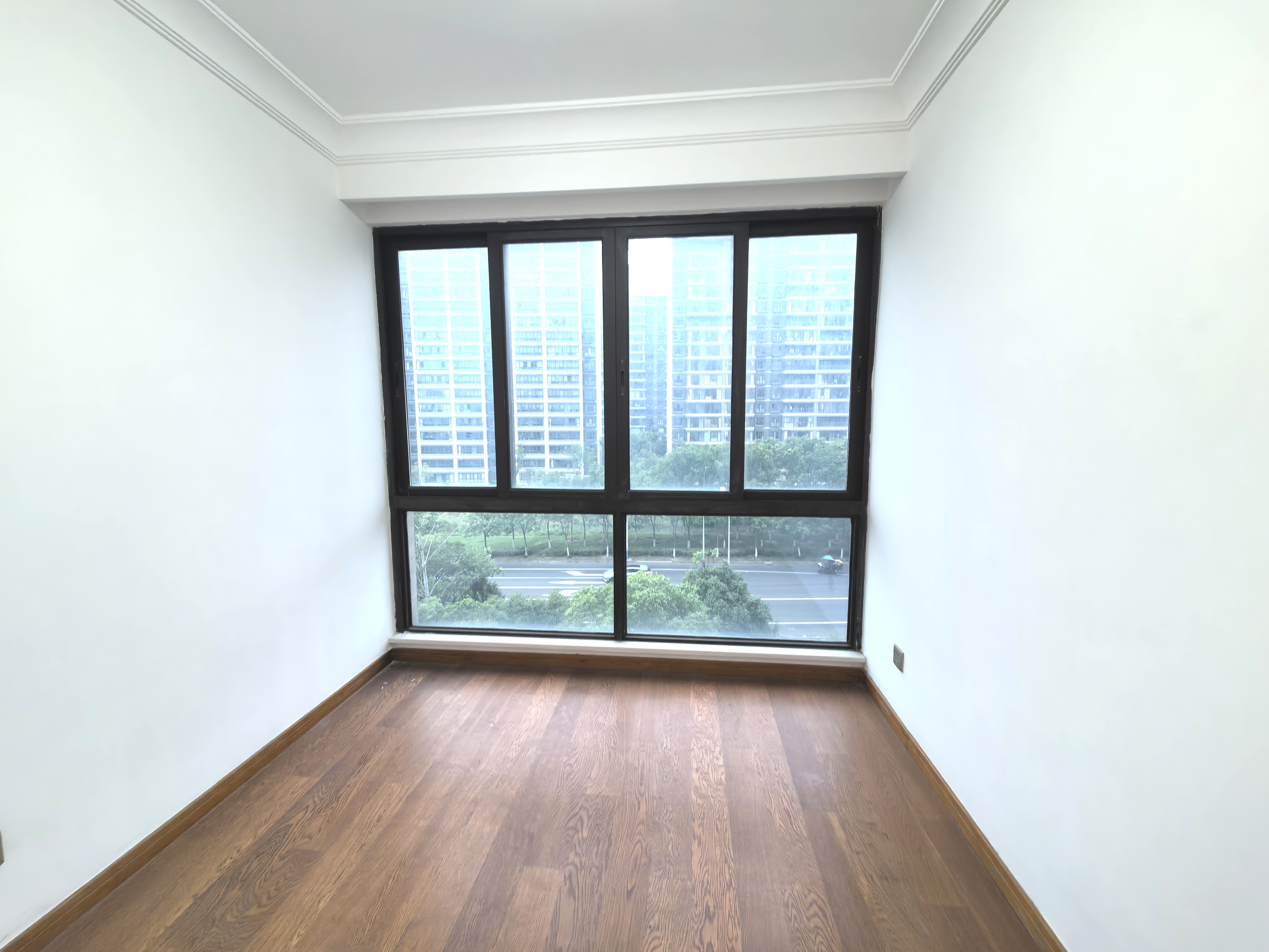 雍华府 3室2厅2卫 115.00m&sup2;