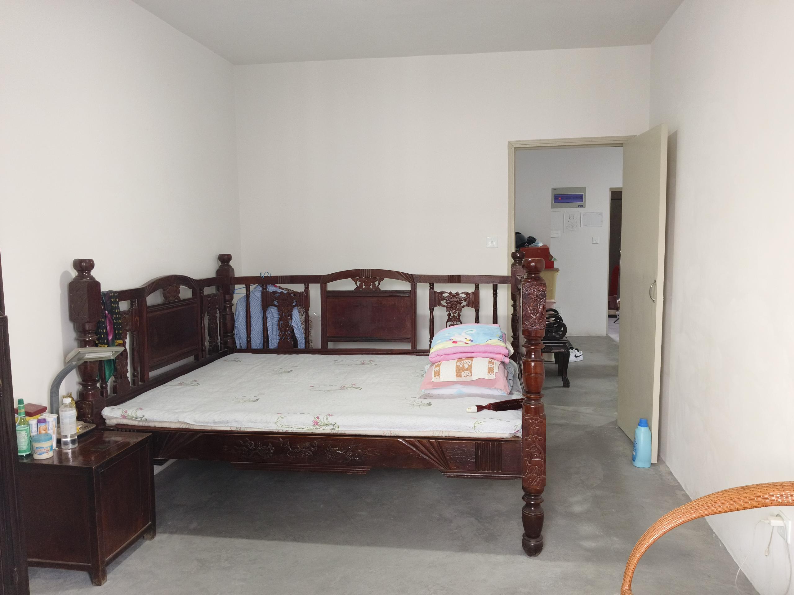 江海东苑 3室2厅1卫 132.00m&sup2;