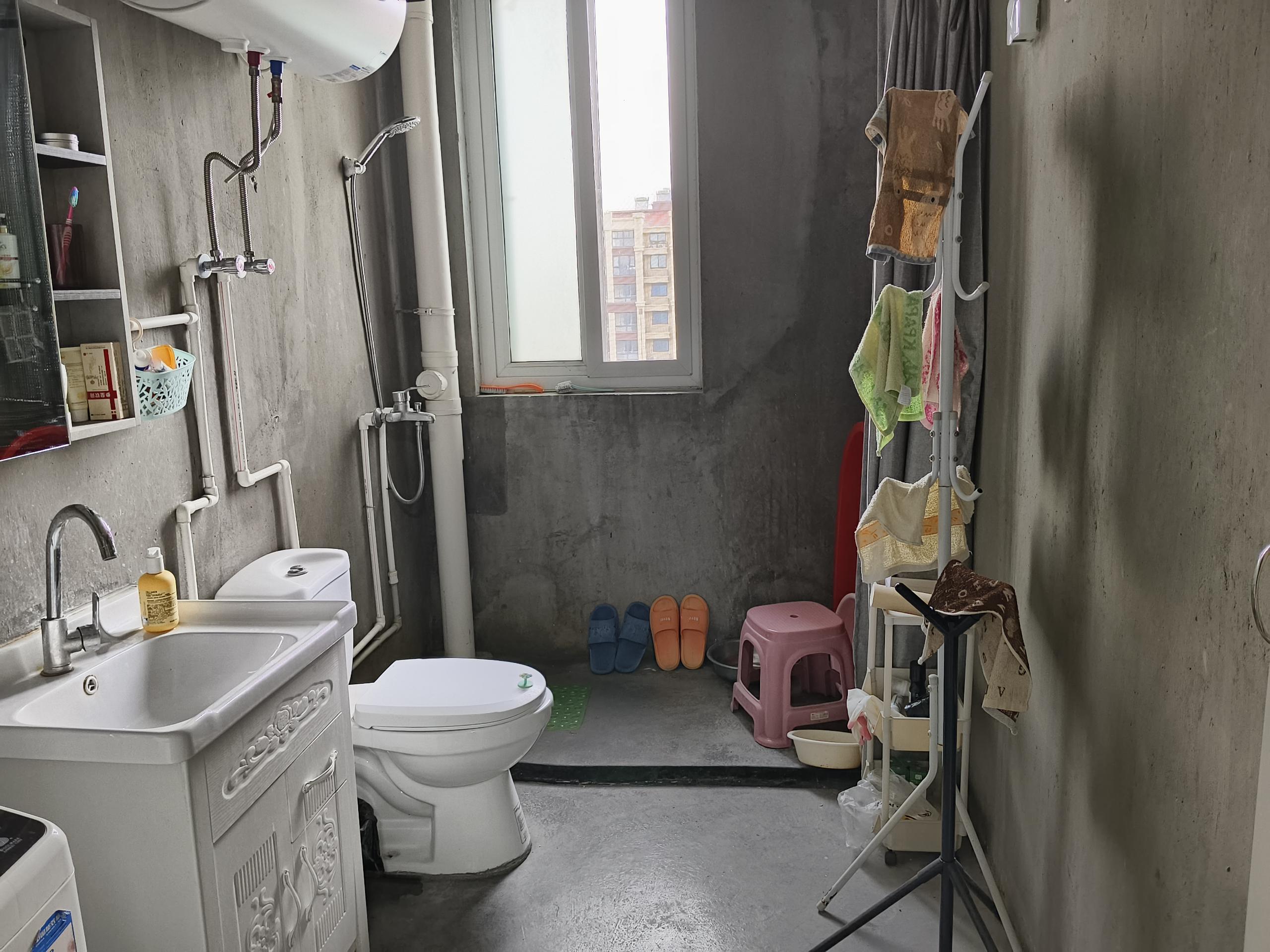 江海东苑 3室2厅1卫 132.00m&sup2;