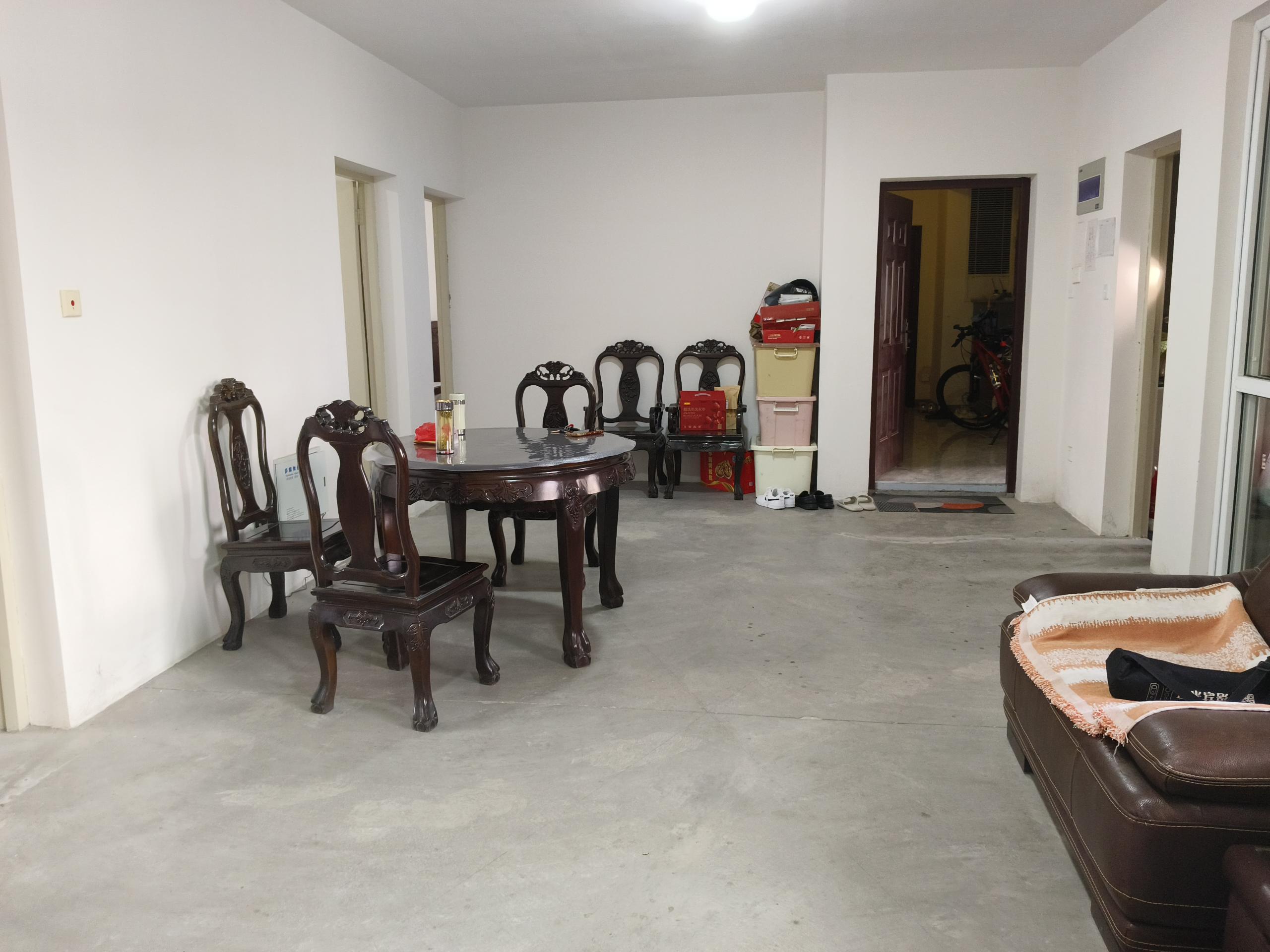 江海东苑 3室2厅1卫 132.00m&sup2;