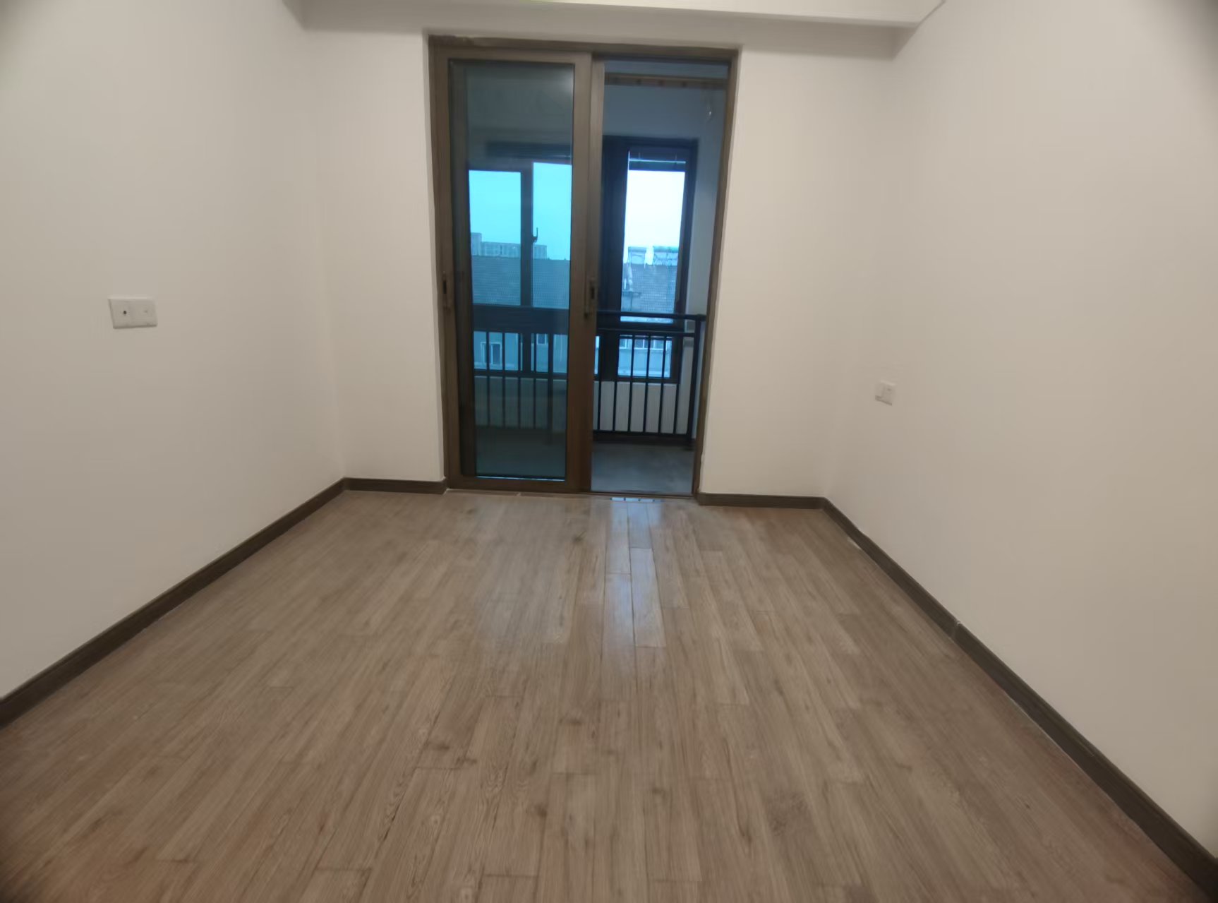 雅居乐鑫基中央公馆西区 4室2厅2卫 142.11m&sup2;