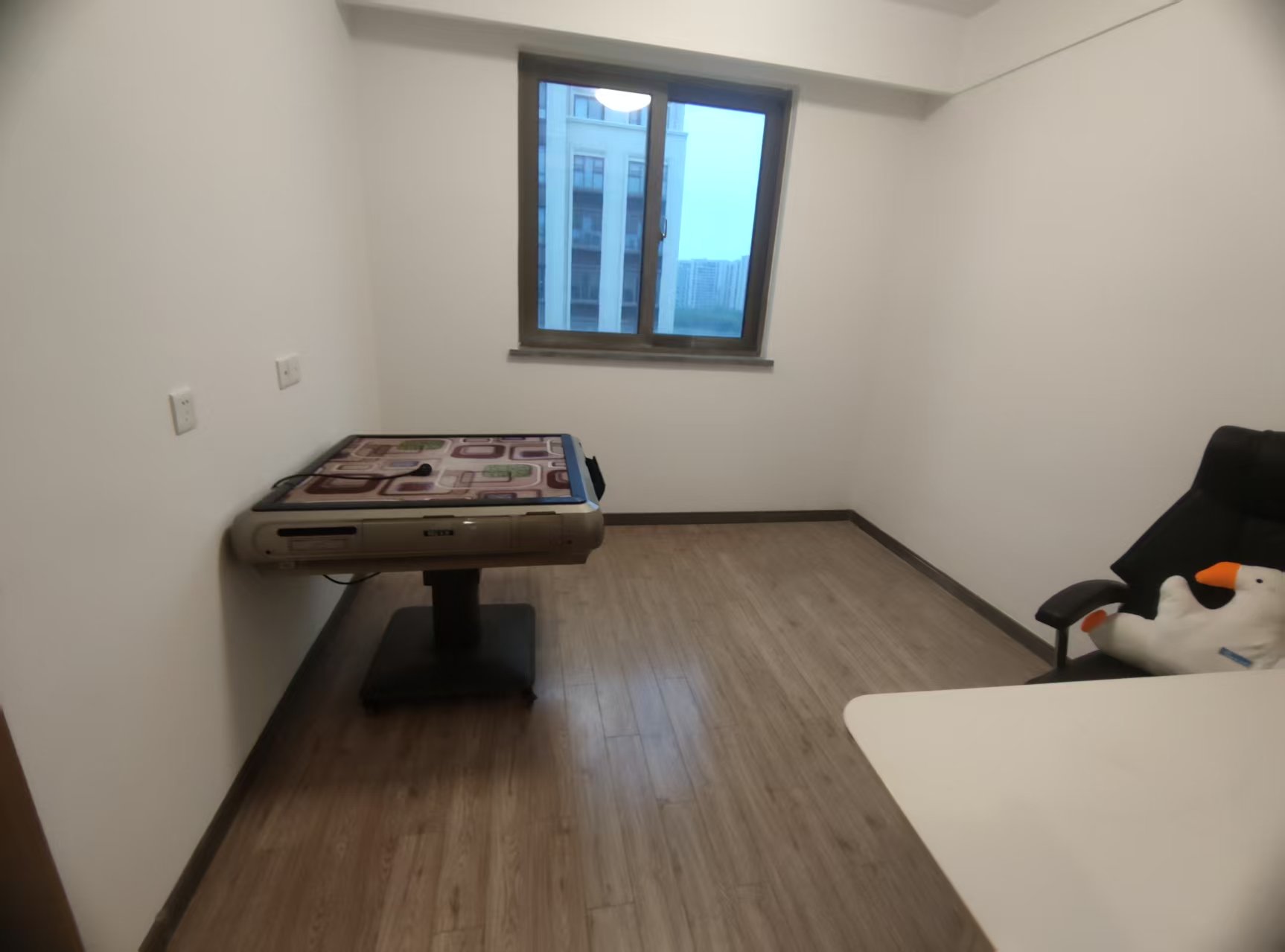 雅居乐鑫基中央公馆西区 4室2厅2卫 142.11m&sup2;
