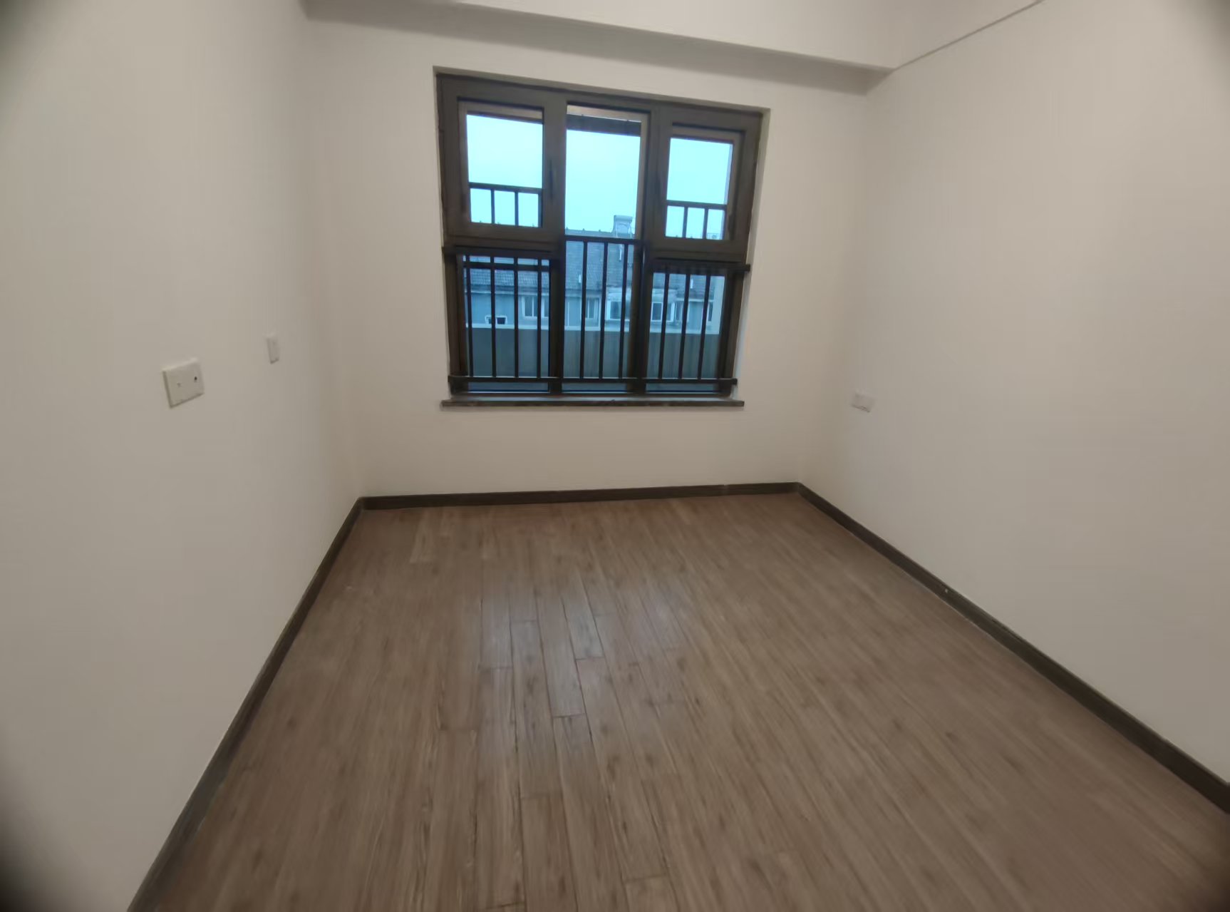 雅居乐鑫基中央公馆西区 4室2厅2卫 142.11m&sup2;