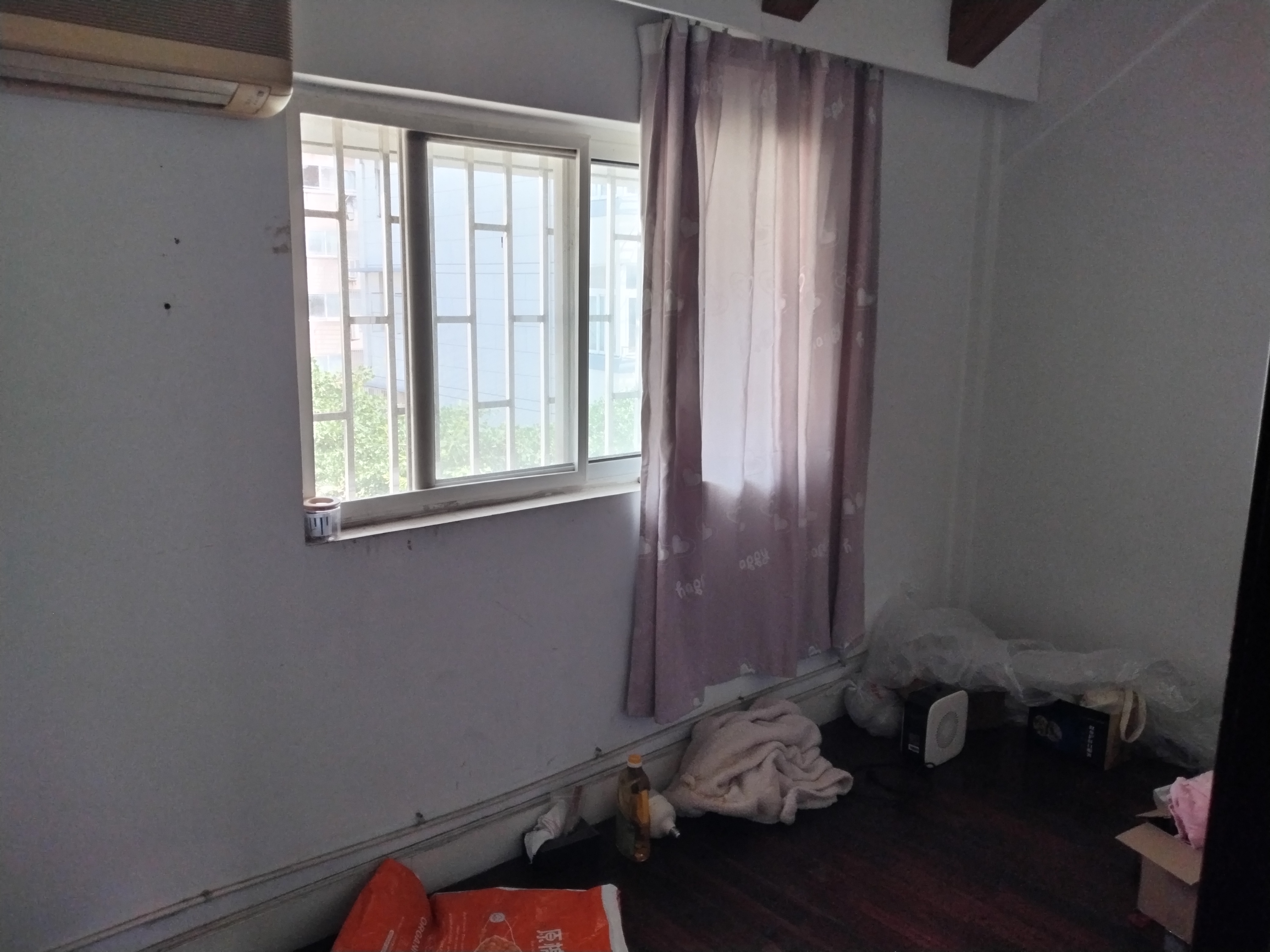北园新村 7室1厅2卫 200m&sup2;