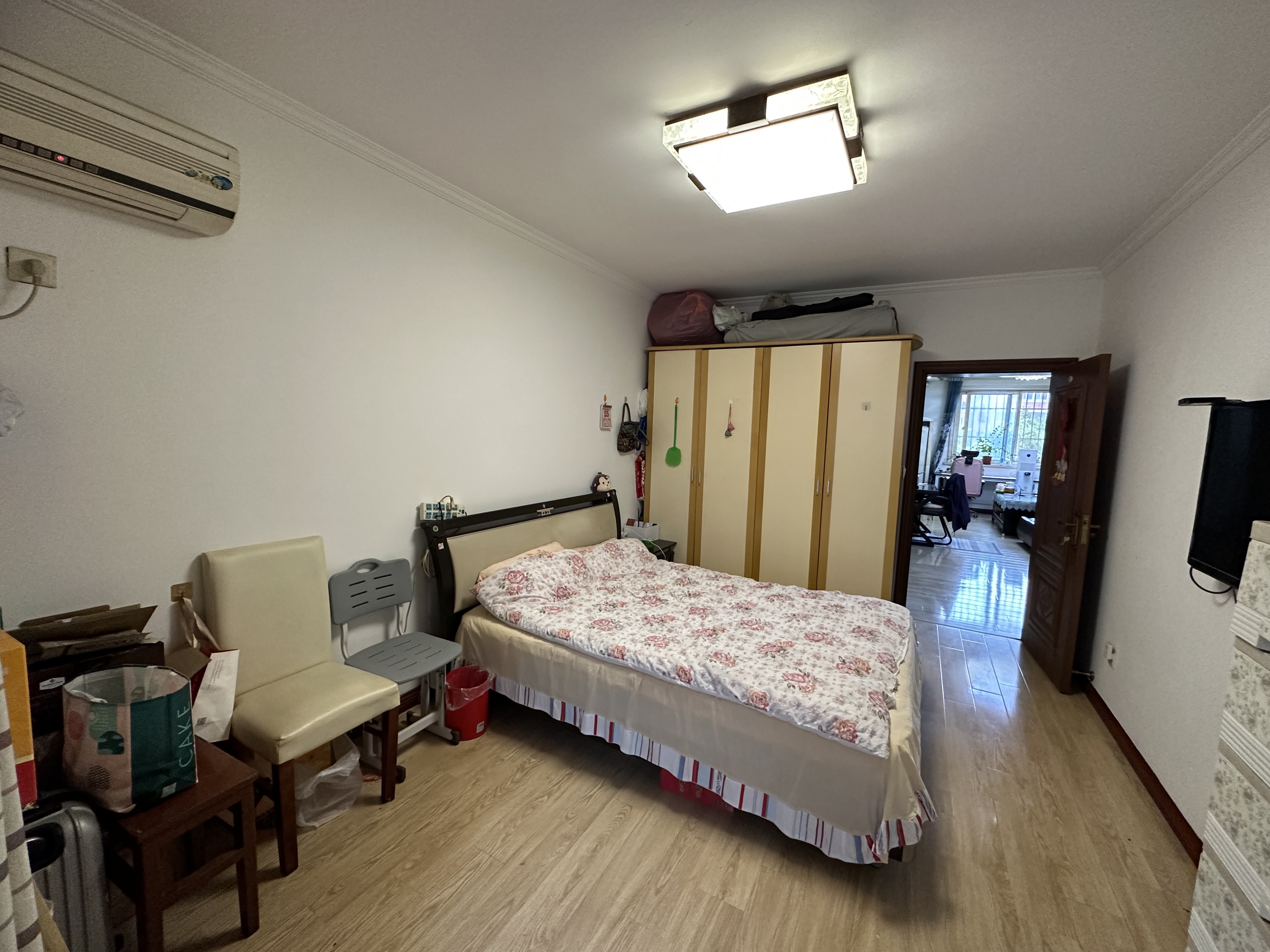 宏丰苑 3室2厅1卫 135.06m&sup2;